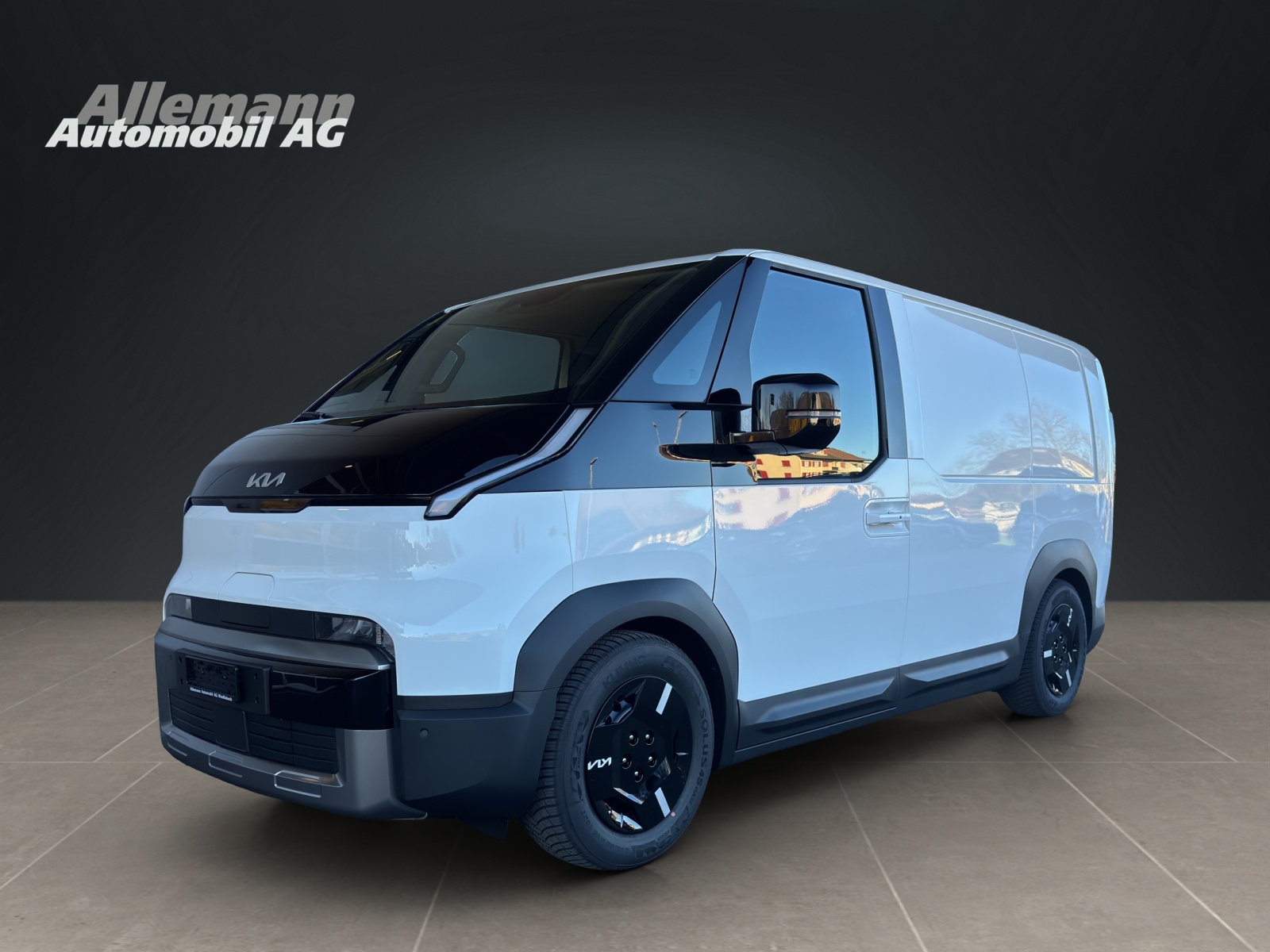 KIA PV5 Cargo 71.2 kWh Plus-image-0