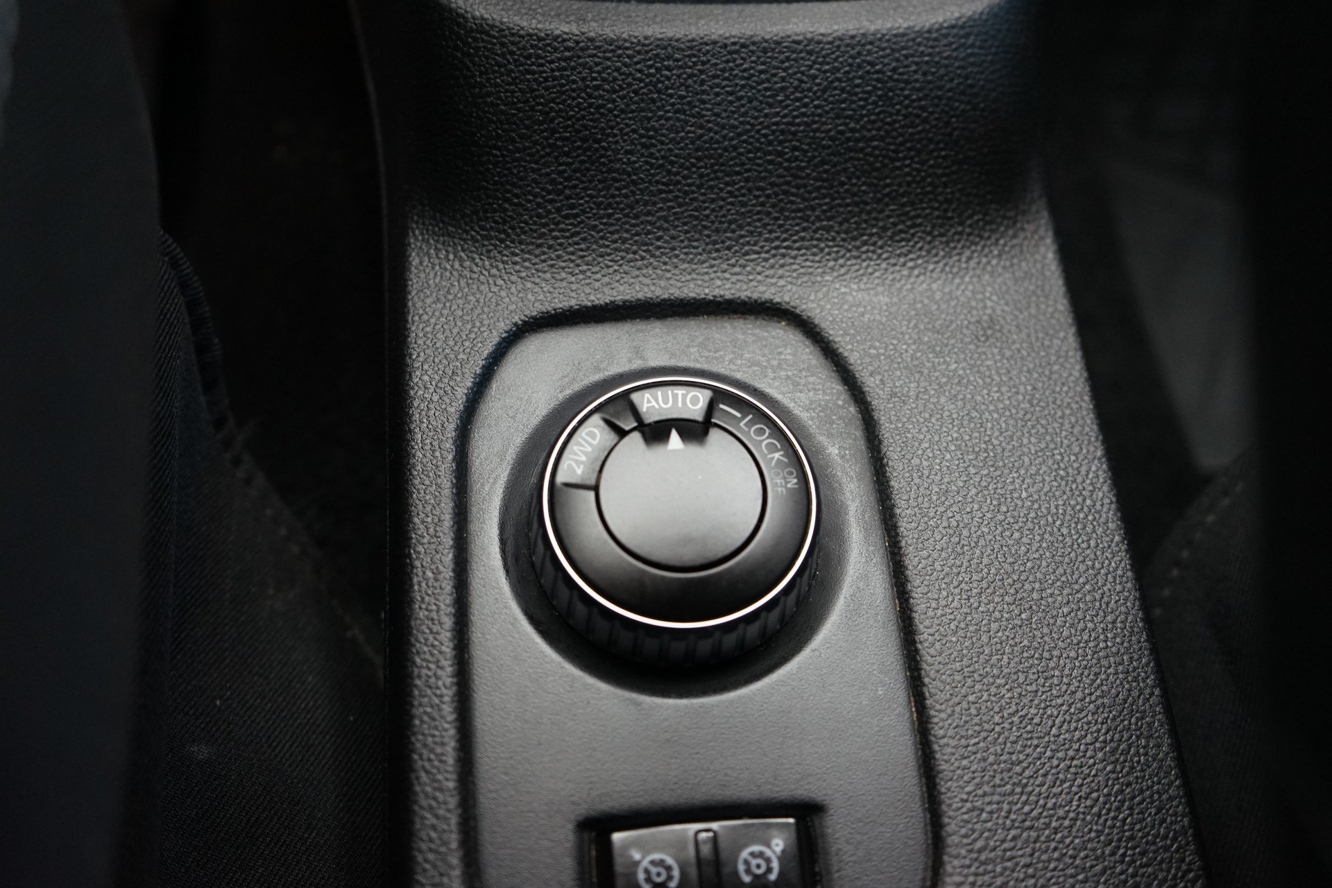DACIA Duster dCi 115 Prestige 4x4-image-10