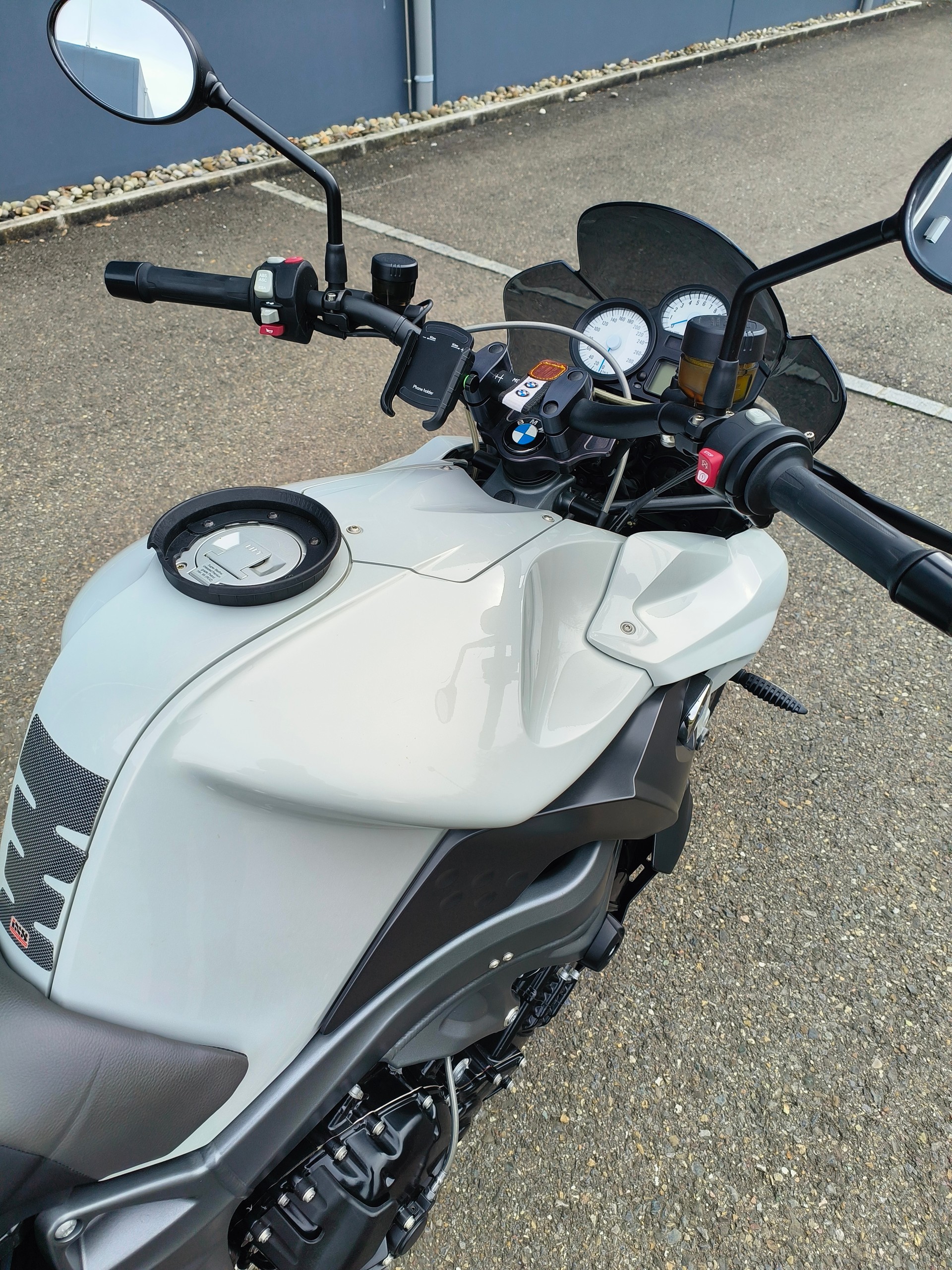 BMW K 1300 R-image-5