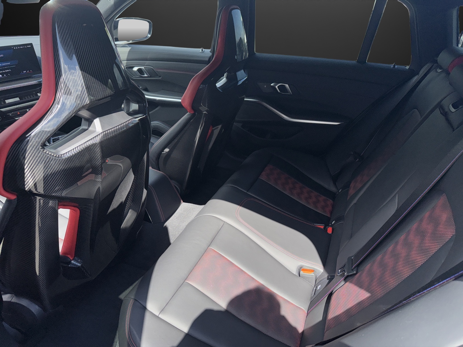 BMW M3 CS Touring xDrive-image-8