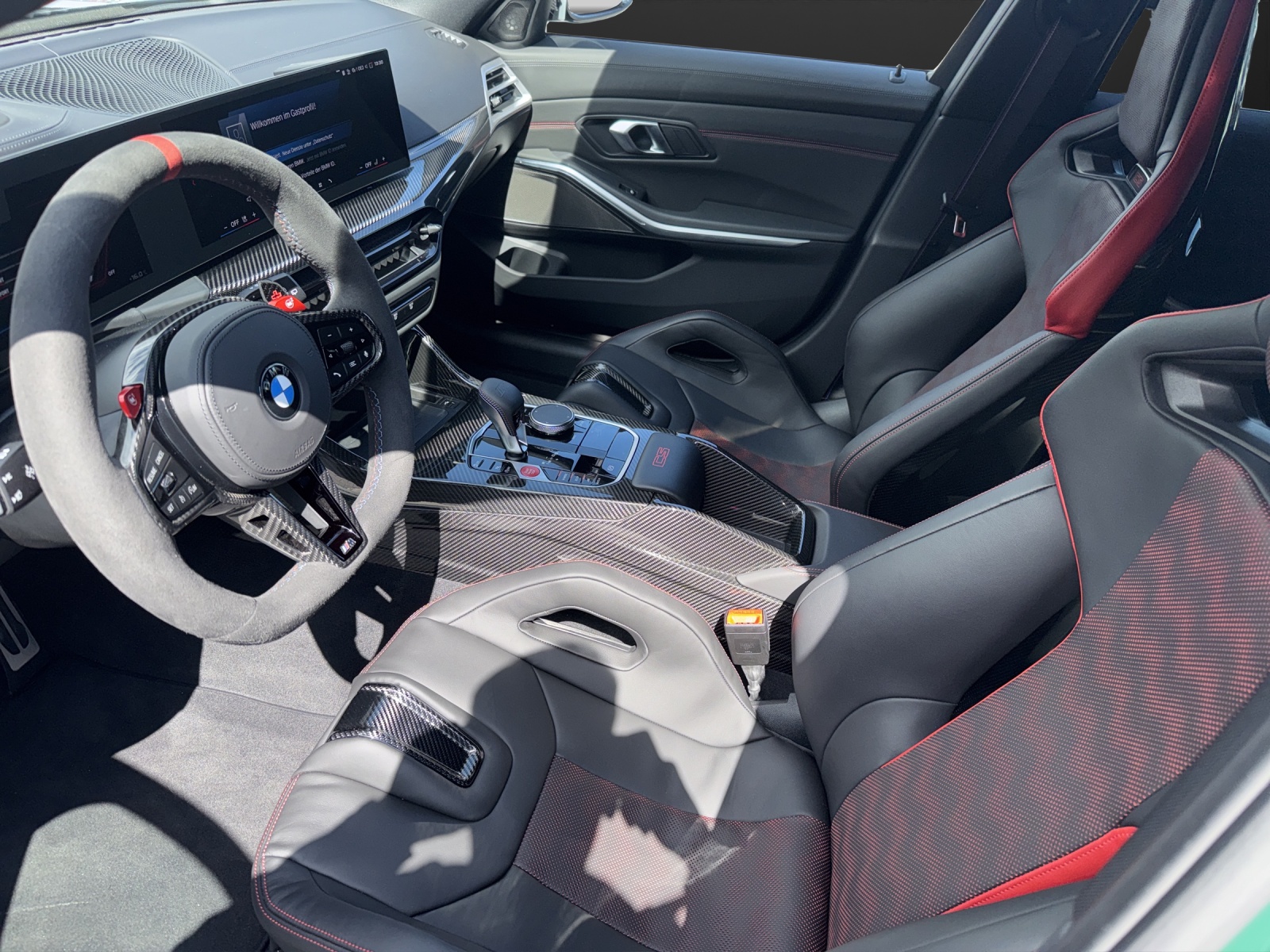 BMW M3 CS Touring xDrive-image-7