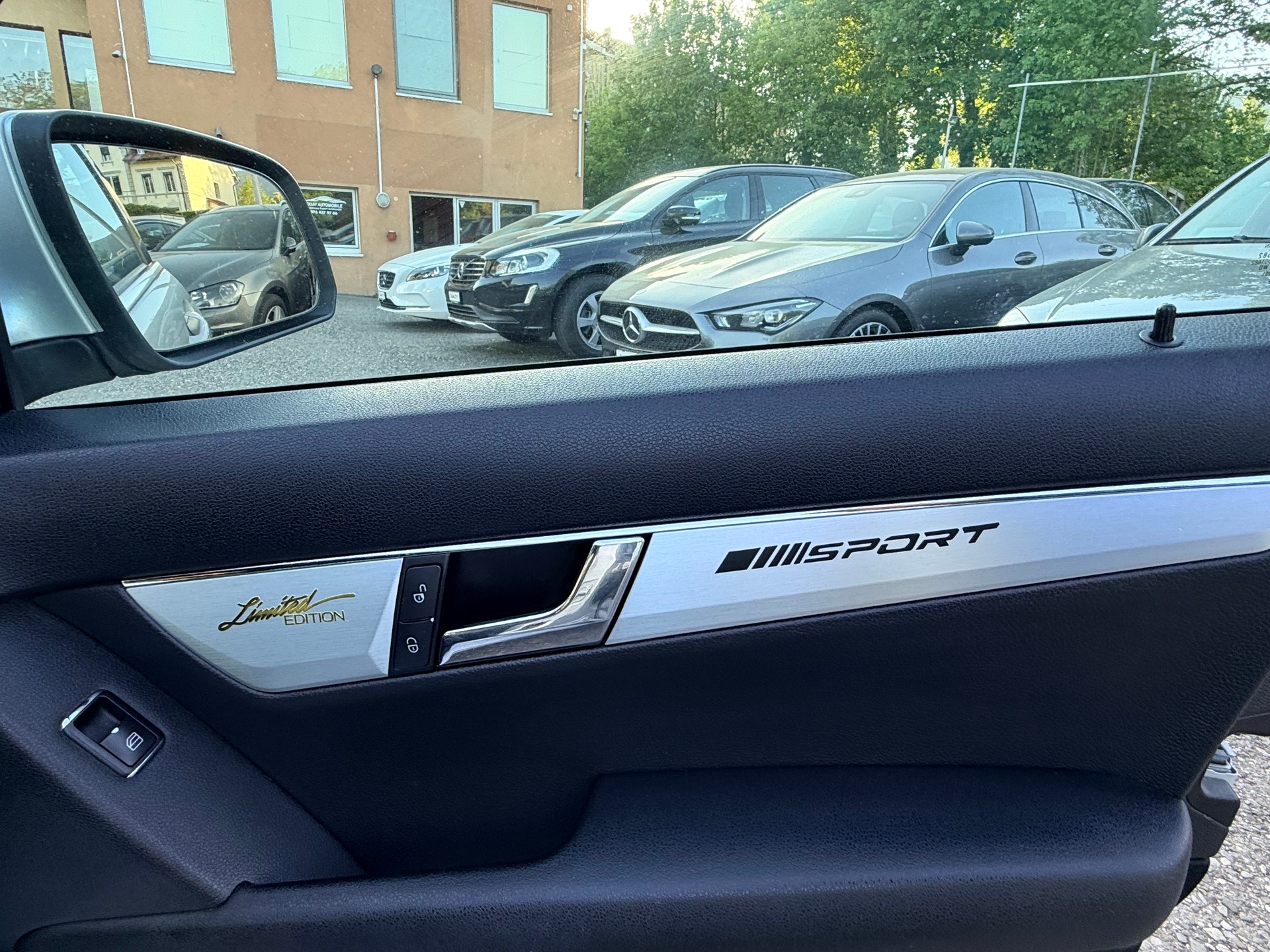 MERCEDES-BENZ C 300 (280) Elégance 4Matic 7G-Tronic-image-15