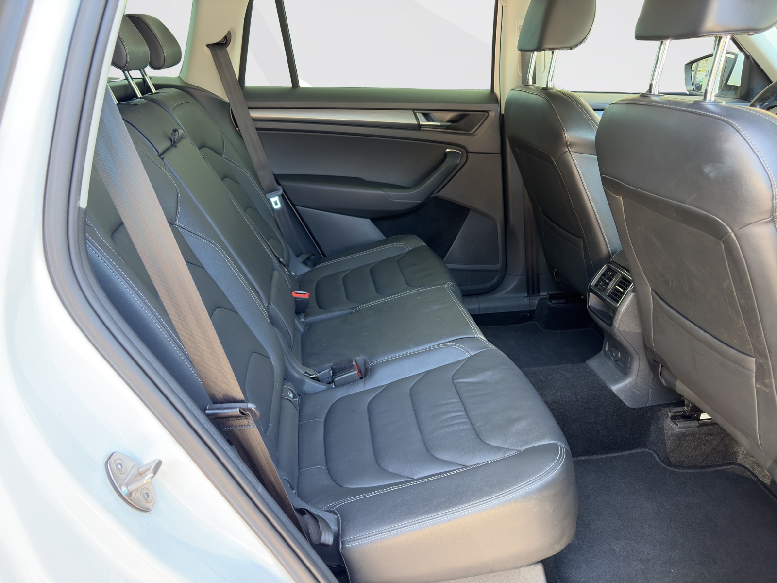 SKODA Kodiaq 2.0 TSI Ambition DSG-image-19
