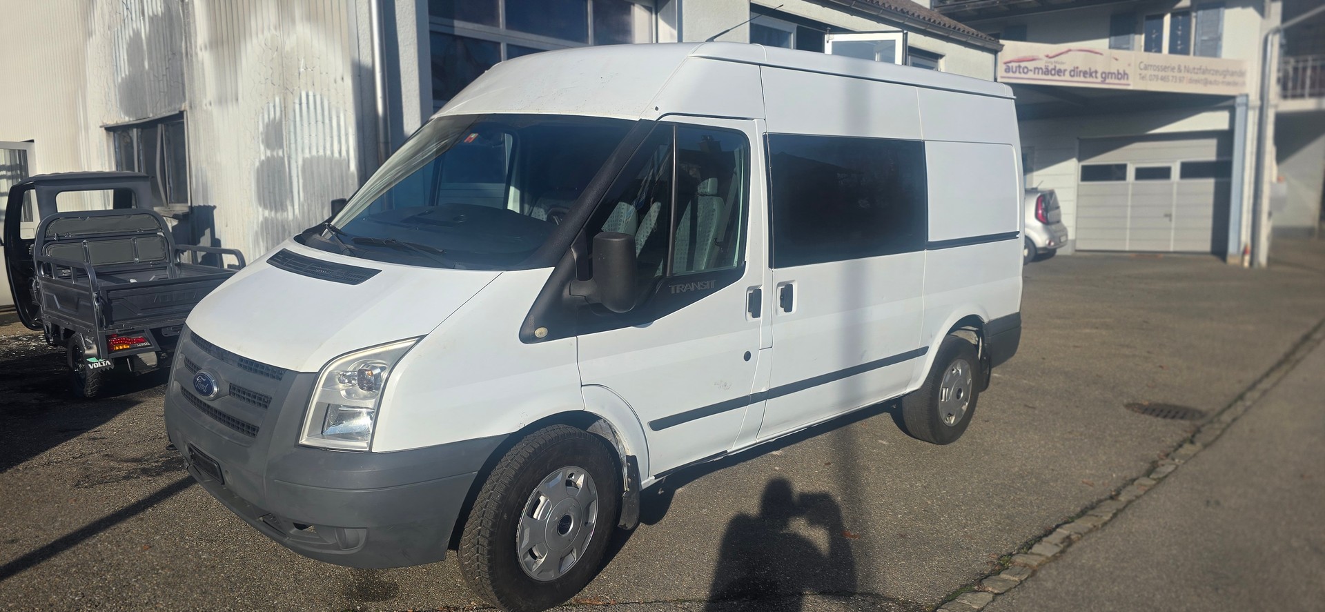 FORD Transit 2.4TDCi 350LTrend-image-9