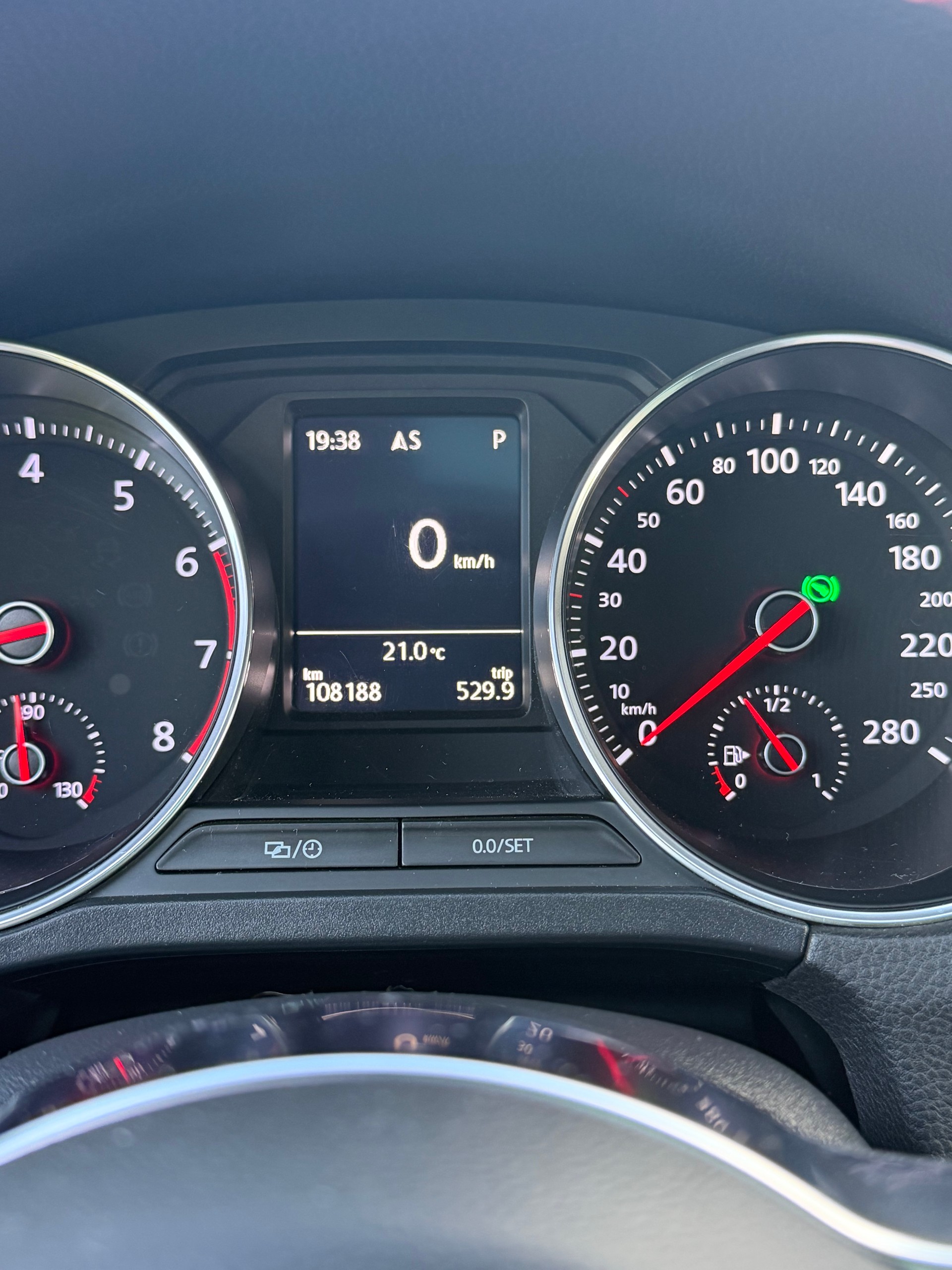 VW 1.8 TSI GTI DSG-image-15