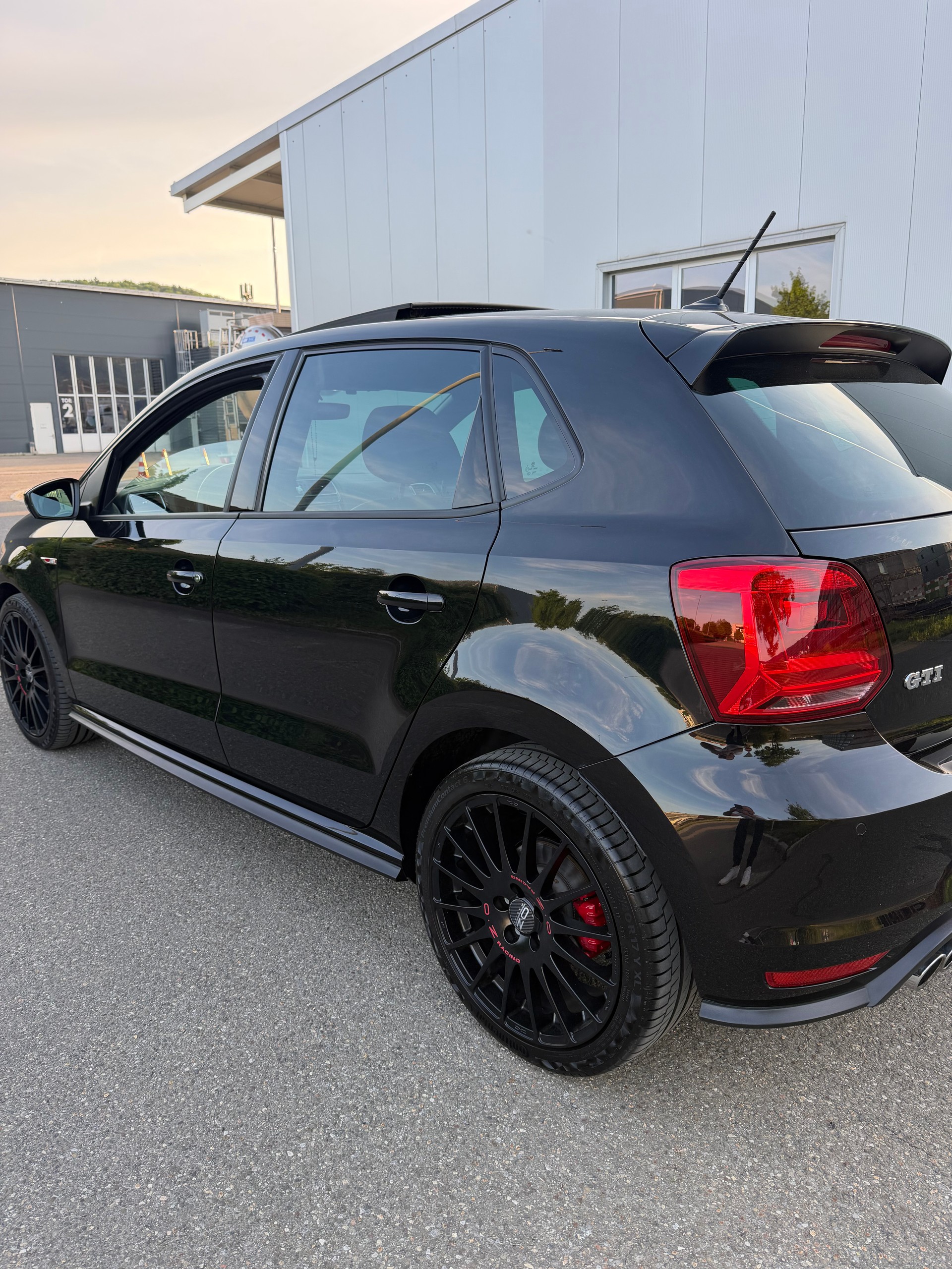 VW 1.8 TSI GTI DSG-image-17