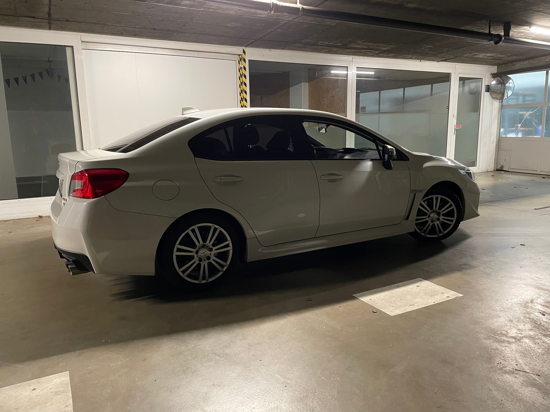 SUBARU WRX 2.5 Turbo 4WD STI Luxury S, Frisch ab MFK 04.2026-image-14