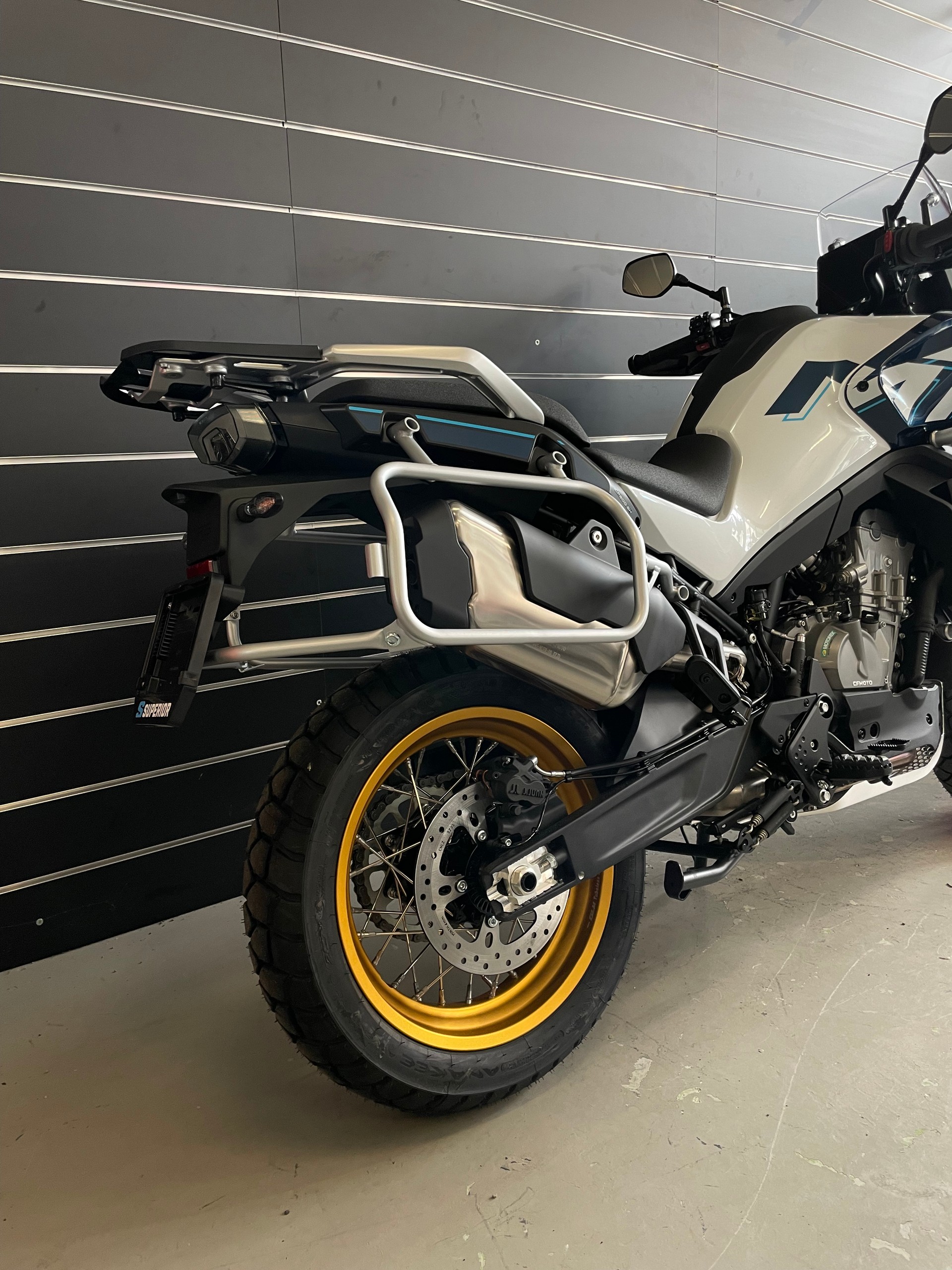 CF MOTO 800 MT Explore-showroom-element-3