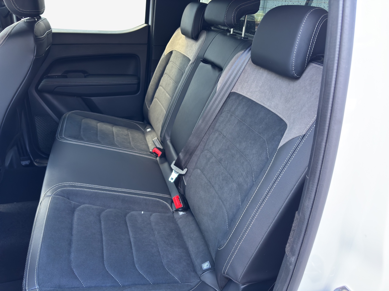 VW Amarok 3.0TDI Style Winter 2-image-11