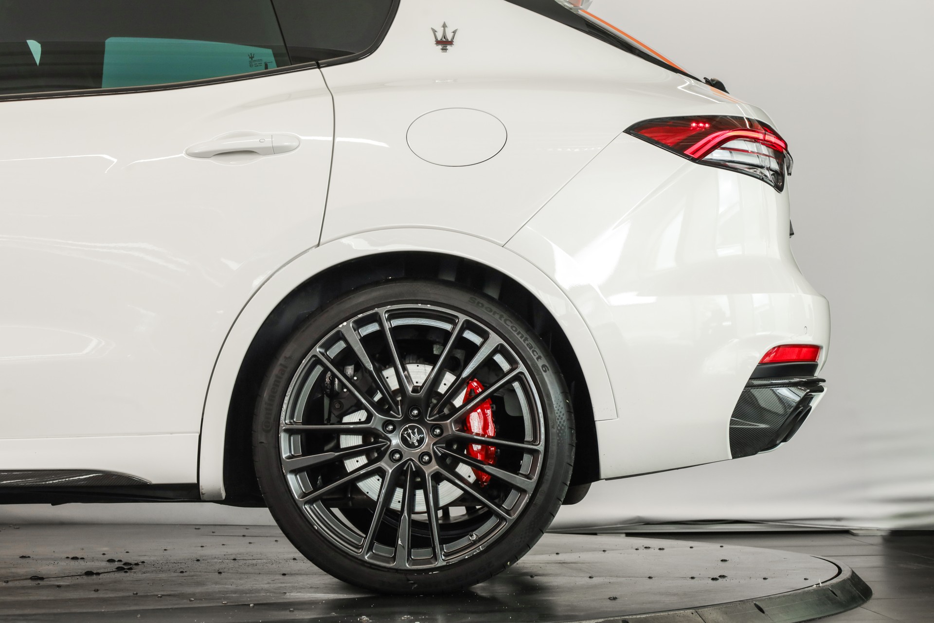 MASERATI Levante 3.8 V8 Trofeo Q4 Automatica-image-6
