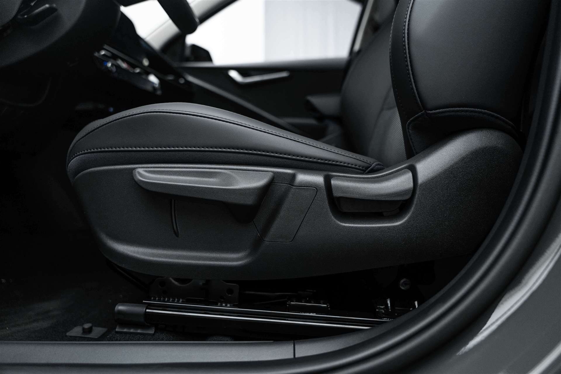 KIA Niro EV 64,8 kWh Light Advanced 204PS Automat-image-10