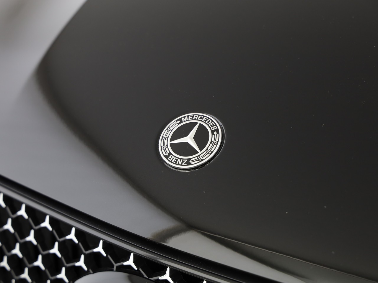 MERCEDES-BENZ GLC 300 4Matic 9G-Tronic-image-18