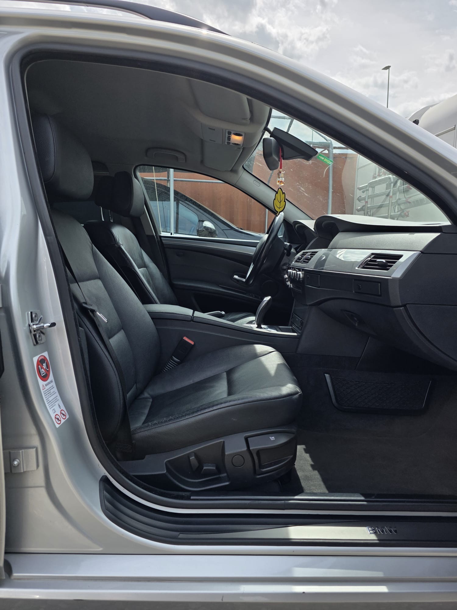 BMW 525d Touring Steptronic-image-9