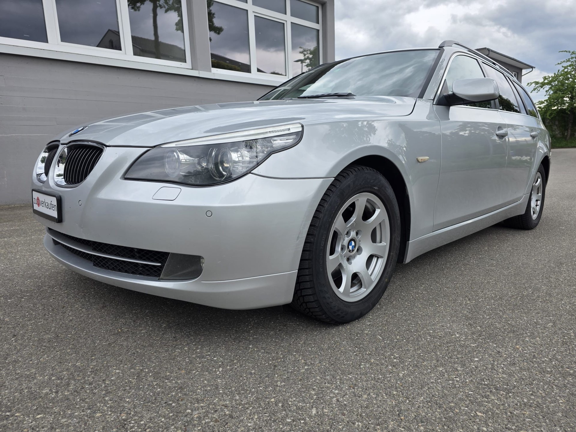 BMW 525d Touring Steptronic-image-0