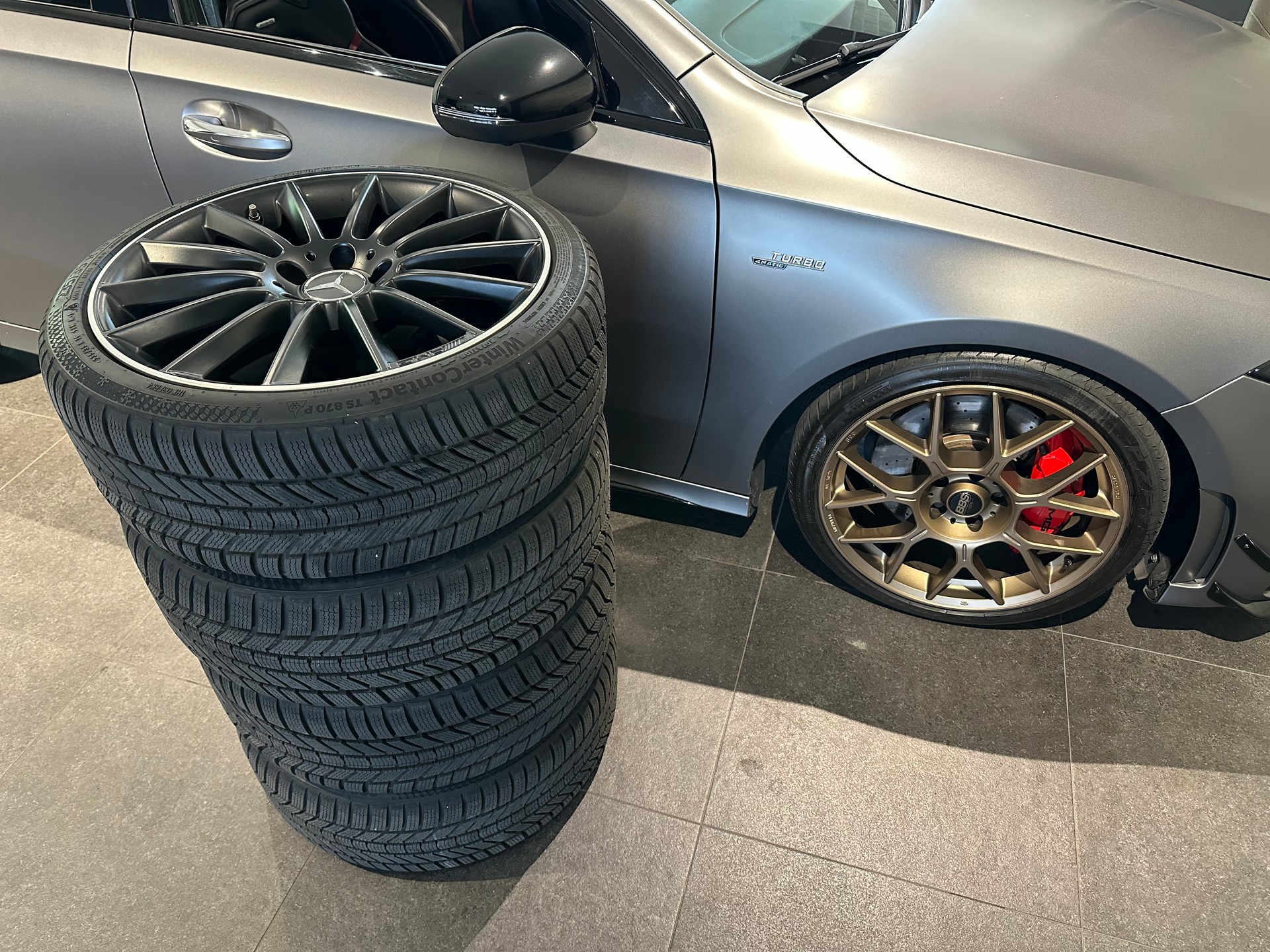 MERCEDES-BENZ A 35 AMG 4Matic-image-6