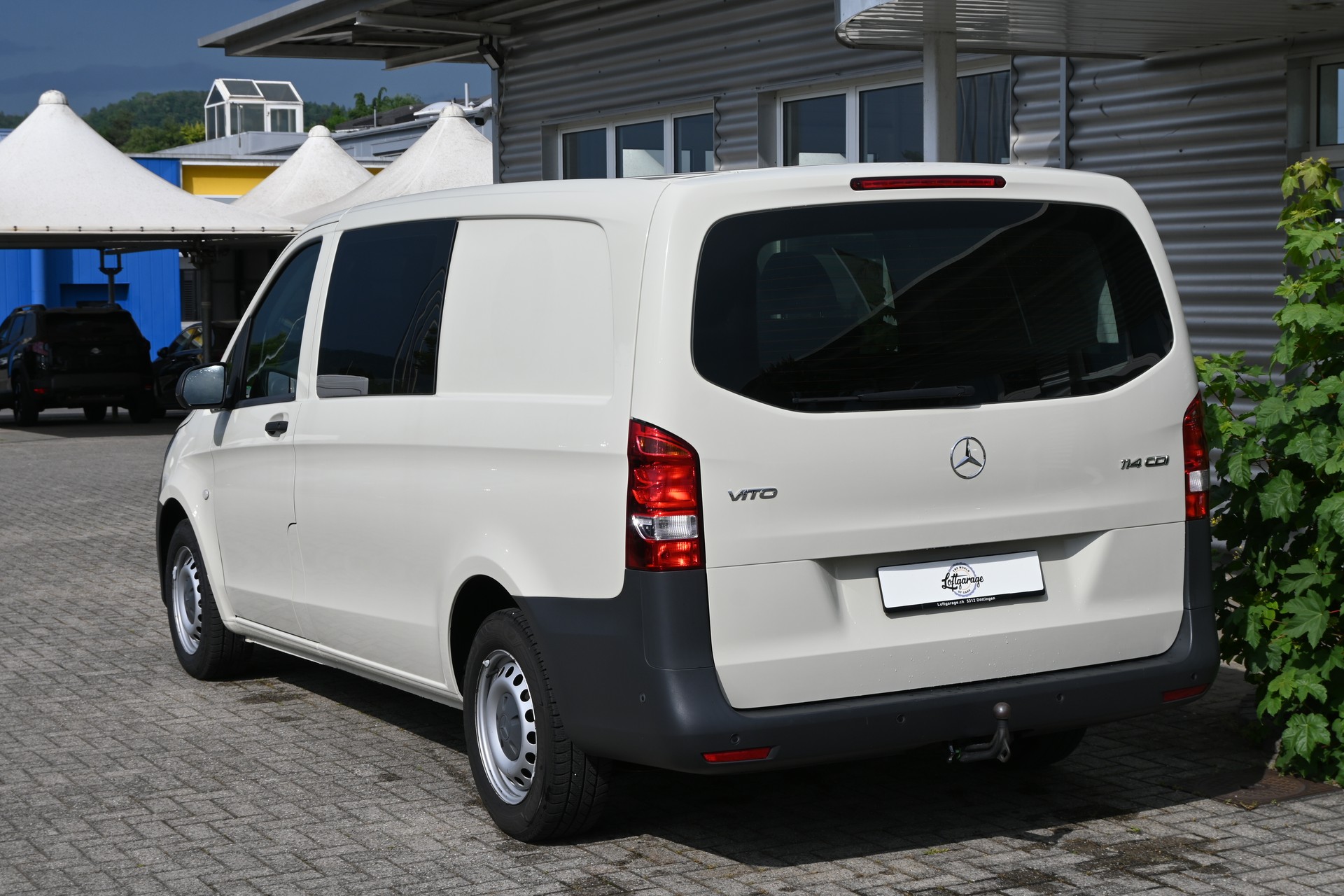 MERCEDES-BENZ Vito 114 BlueTEC Mixto L 7G-Tronic 6-Plätzer + AHK 2500kg-image-6