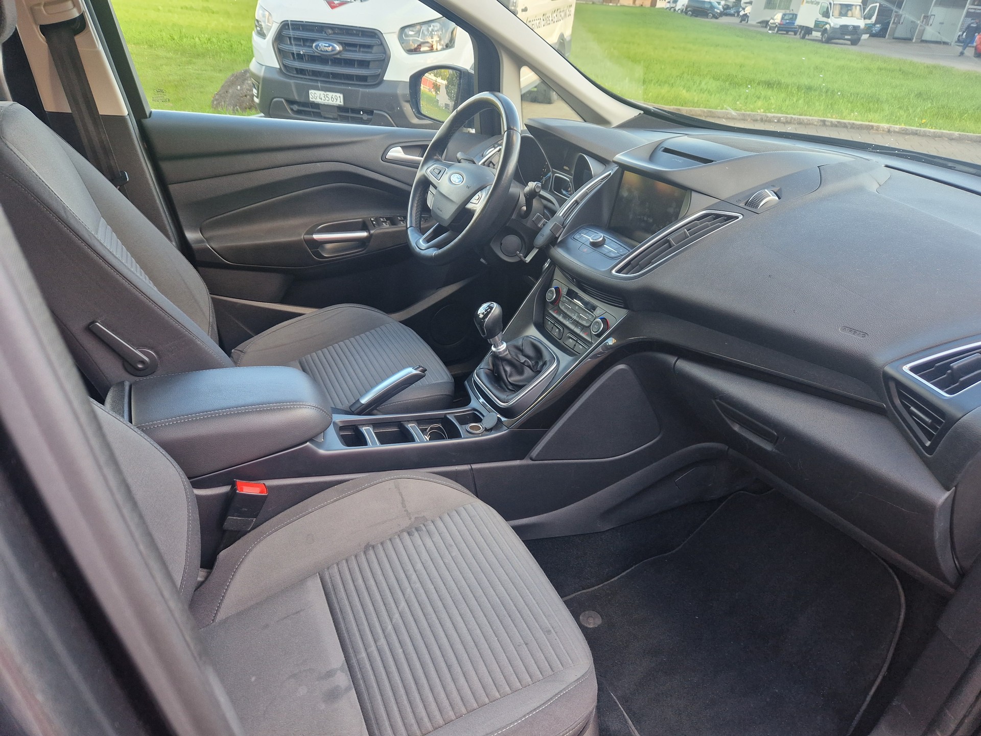 FORD GrC-Max 2.0 TDCi Trend-image-12