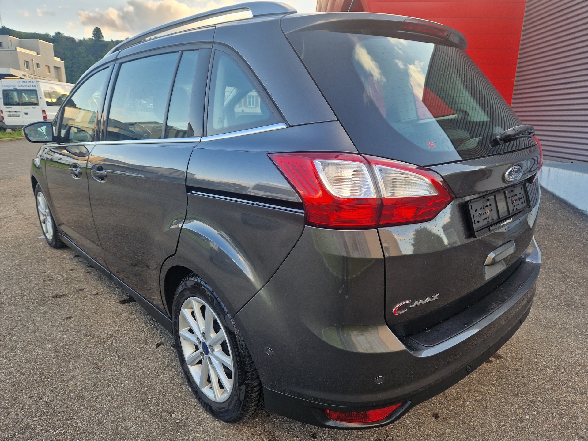 FORD GrC-Max 2.0 TDCi Trend-image-4