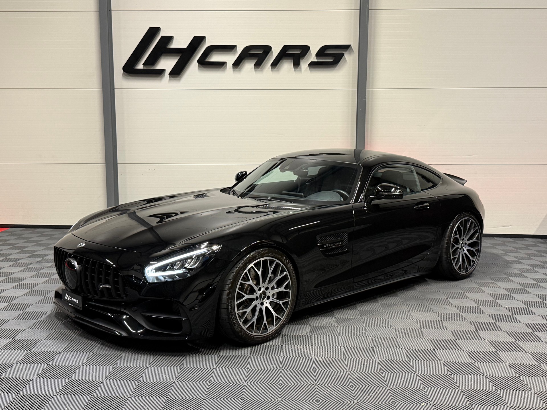 MERCEDES-BENZ AMG GT
