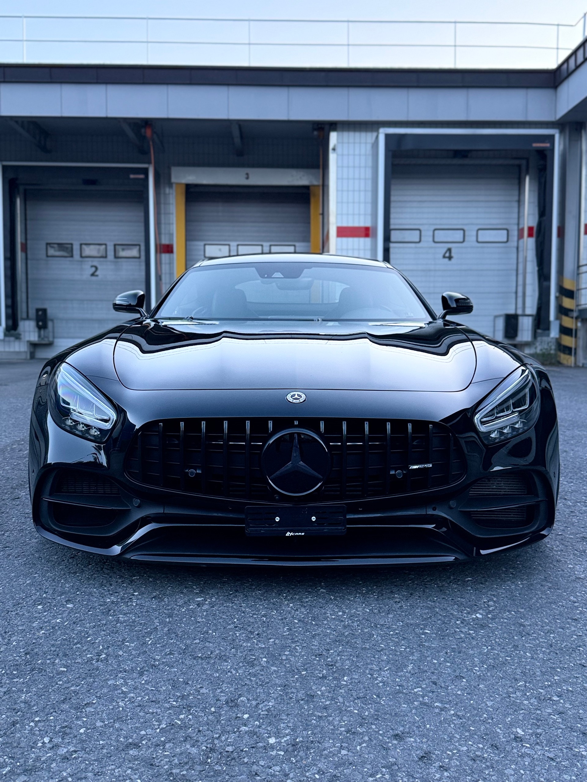 MERCEDES-BENZ AMG GT-image-14