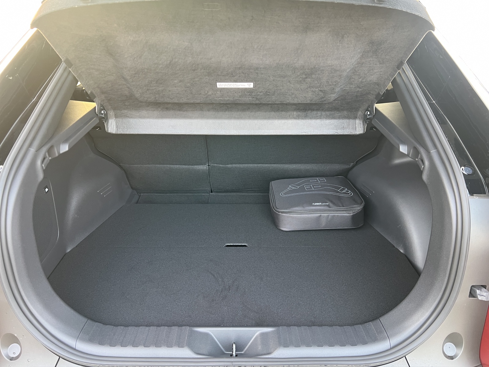 TOYOTA C-HR+ Premium AWD-image-10