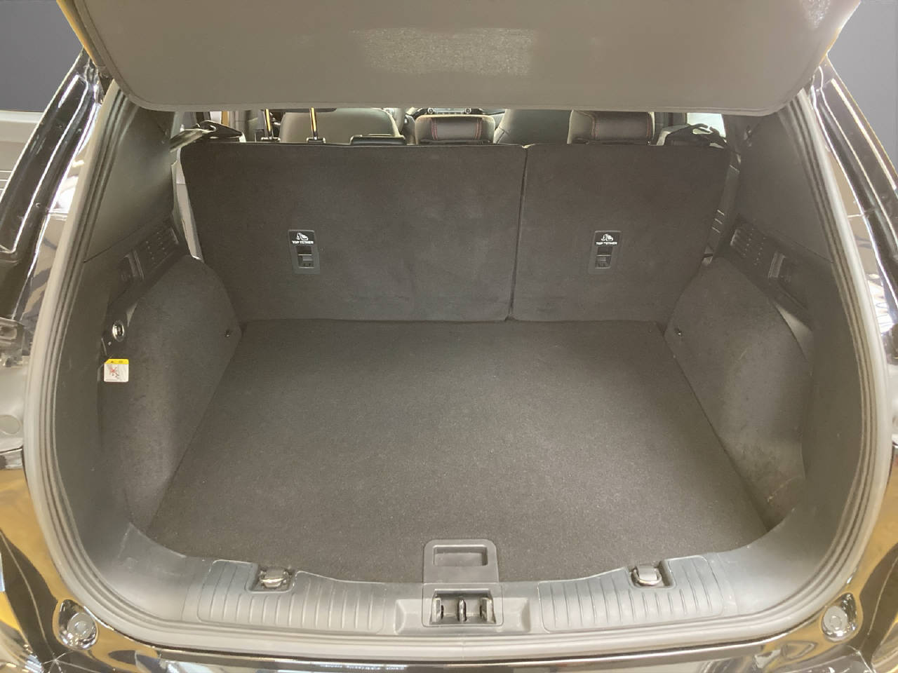 FORD Kuga 2.5 FHEV ST-Line X 4x4-image-6