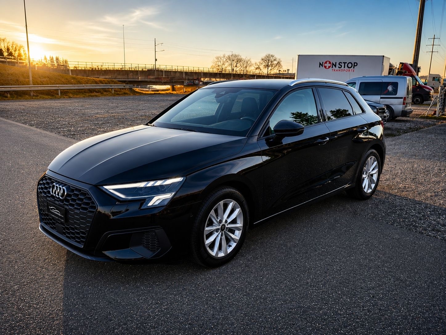 AUDI A3 Sportback 35 TFSI S line Attraction S-tronic-image-0