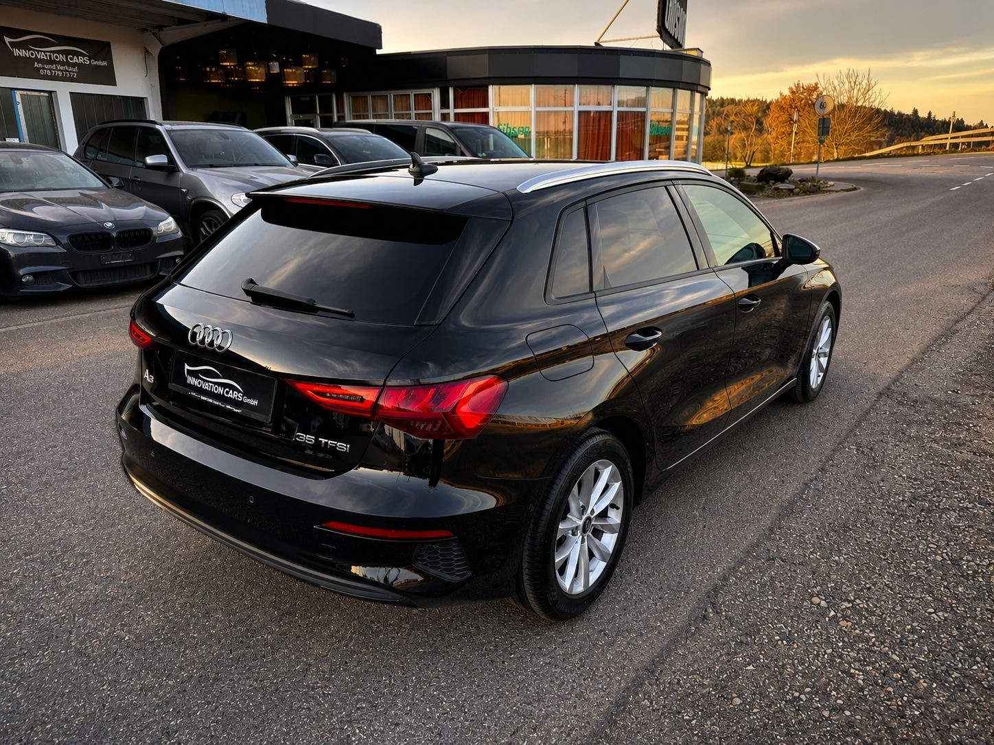 AUDI A3 Sportback 35 TFSI S line Attraction S-tronic-image-2
