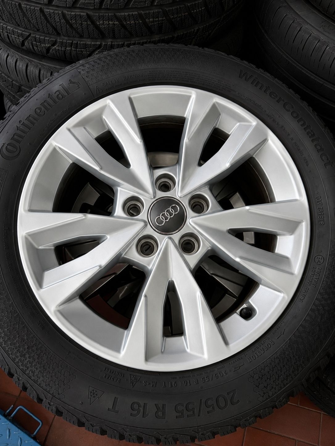 AUDI A3 Sportback 35 TFSI S line Attraction S-tronic-image-10