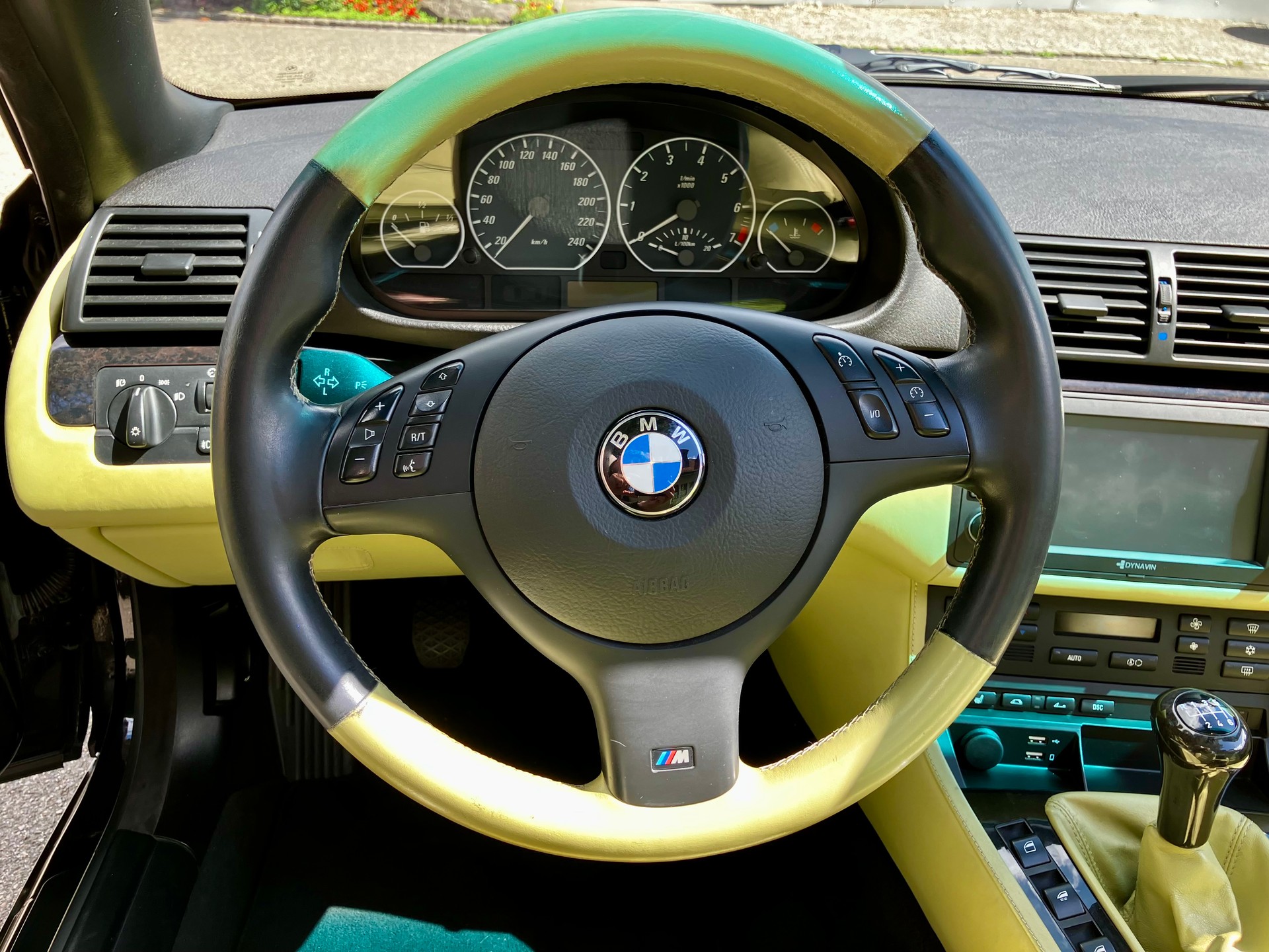BMW 330ci Cabrio Individual + ALPINA-image-10