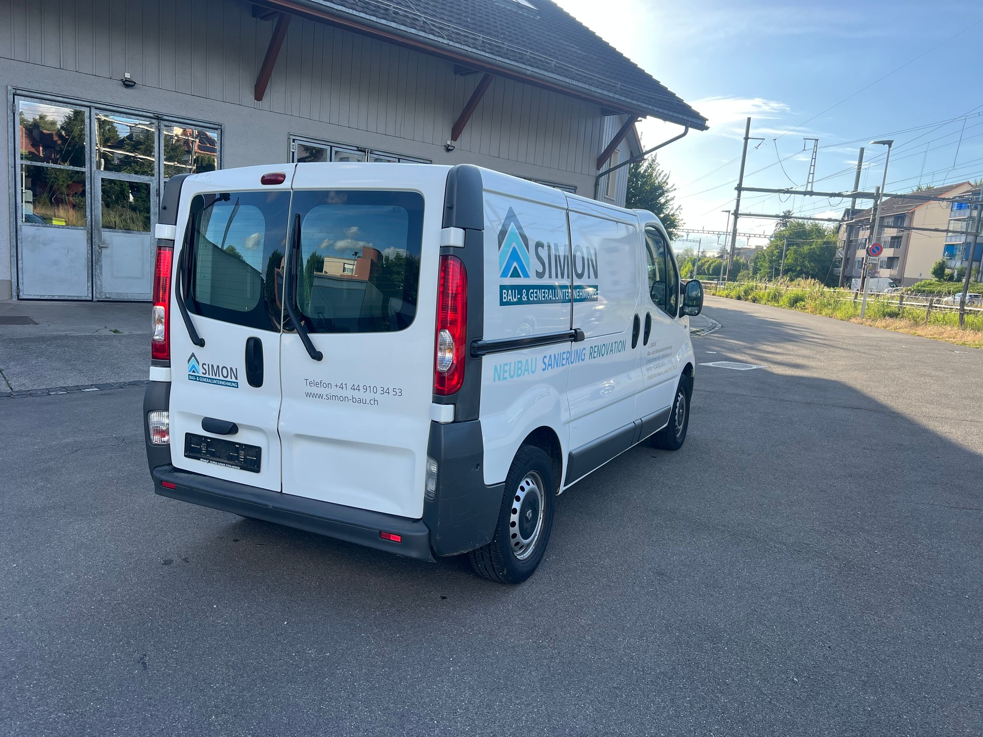 RENAULT Trafic 2.0 dCi 115 2.9t L2H1-image-6