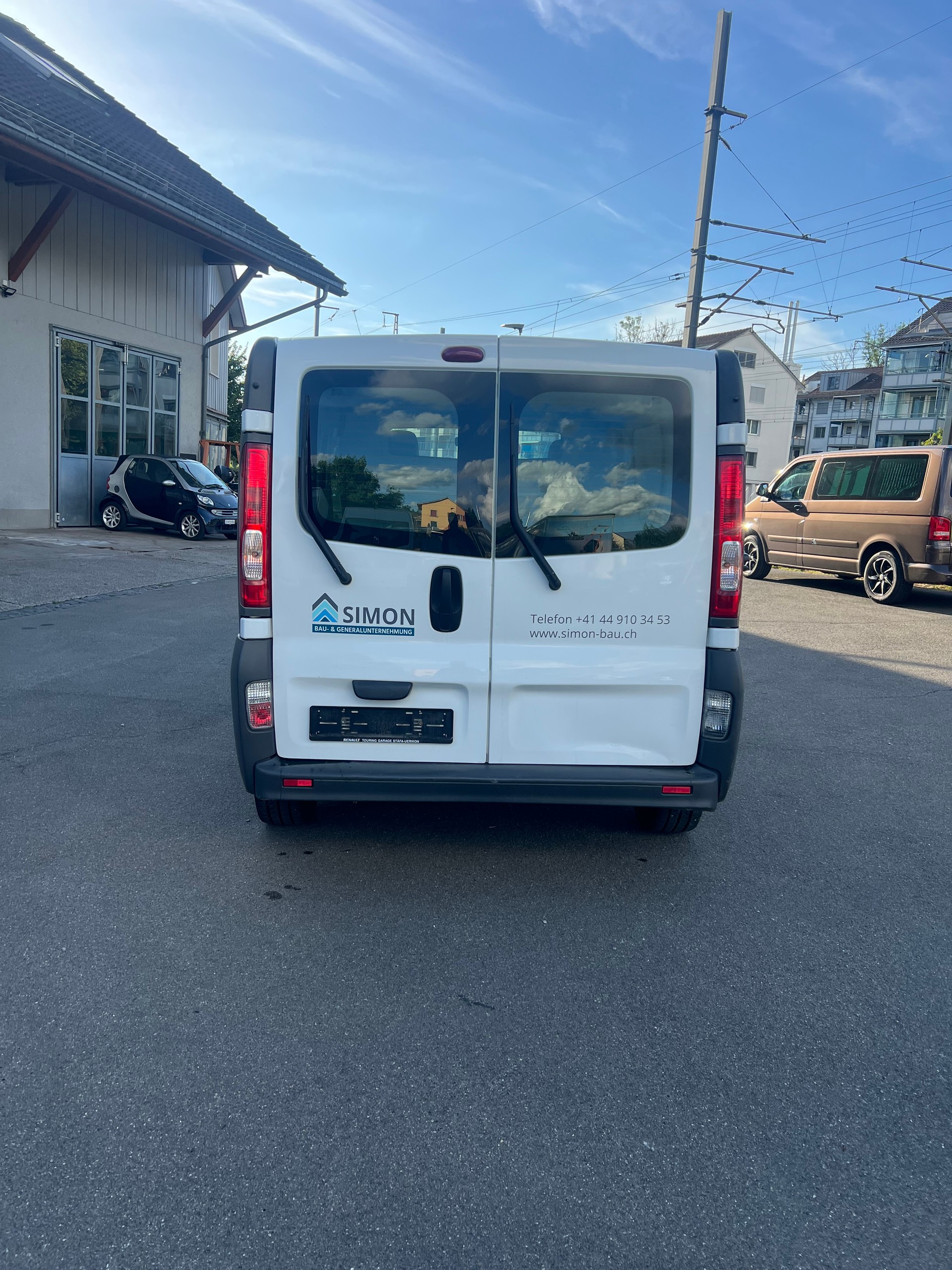 RENAULT Trafic 2.0 dCi 115 2.9t L2H1-image-7