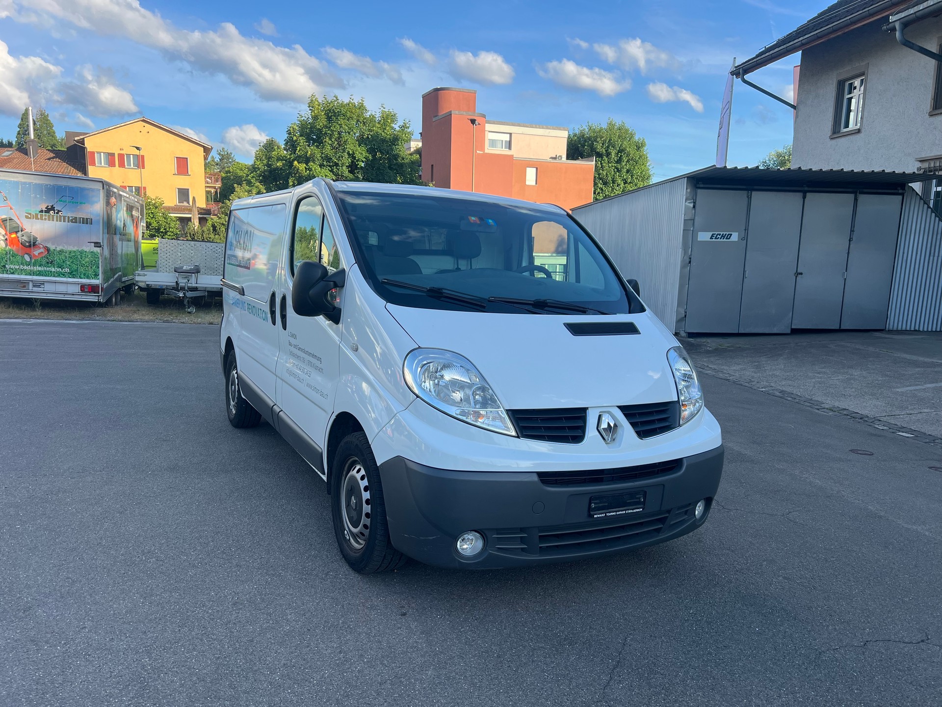 RENAULT Trafic 2.0 dCi 115 2.9t L2H1-image-1
