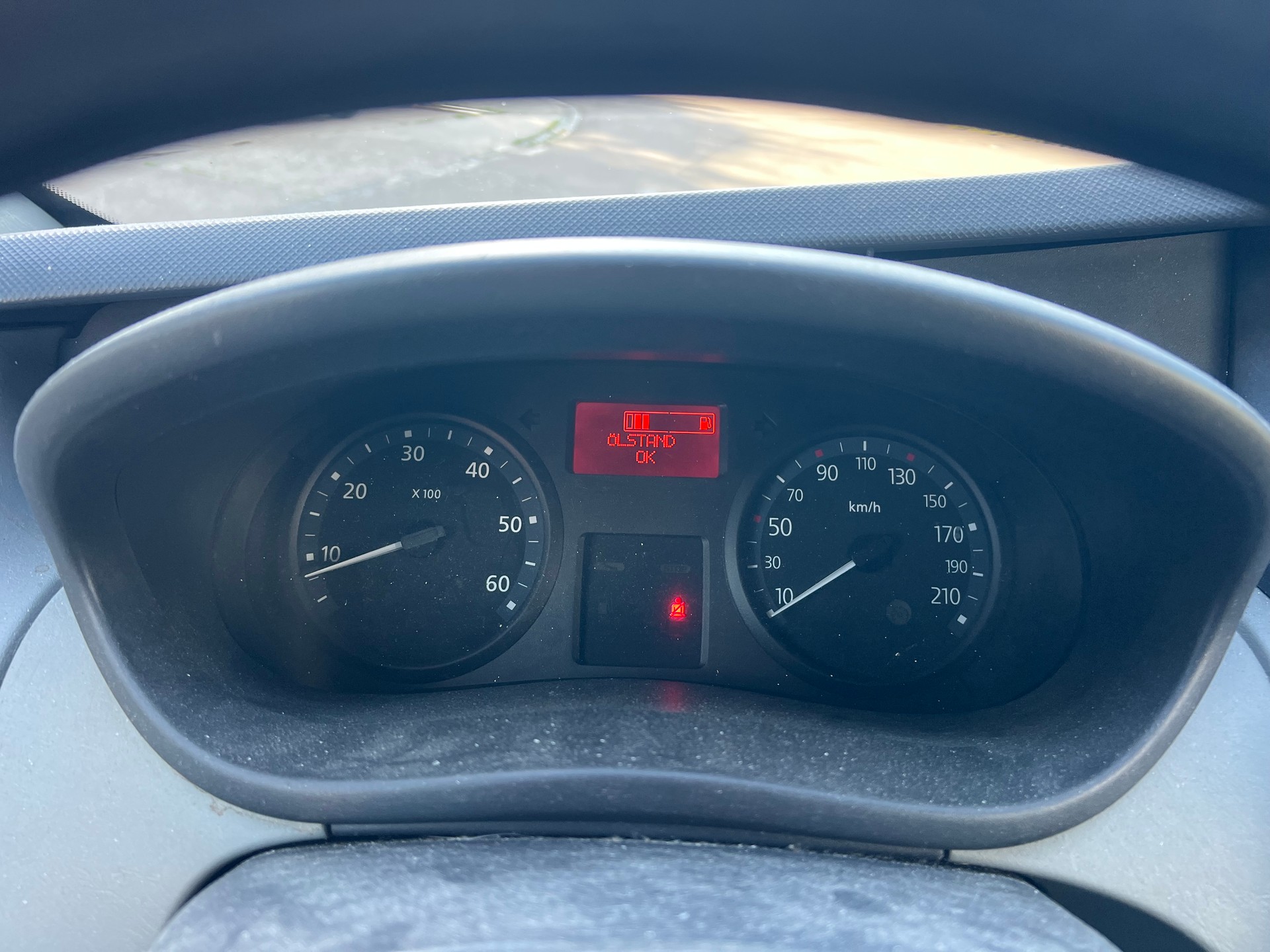 RENAULT Trafic 2.0 dCi 115 2.9t L2H1-image-10