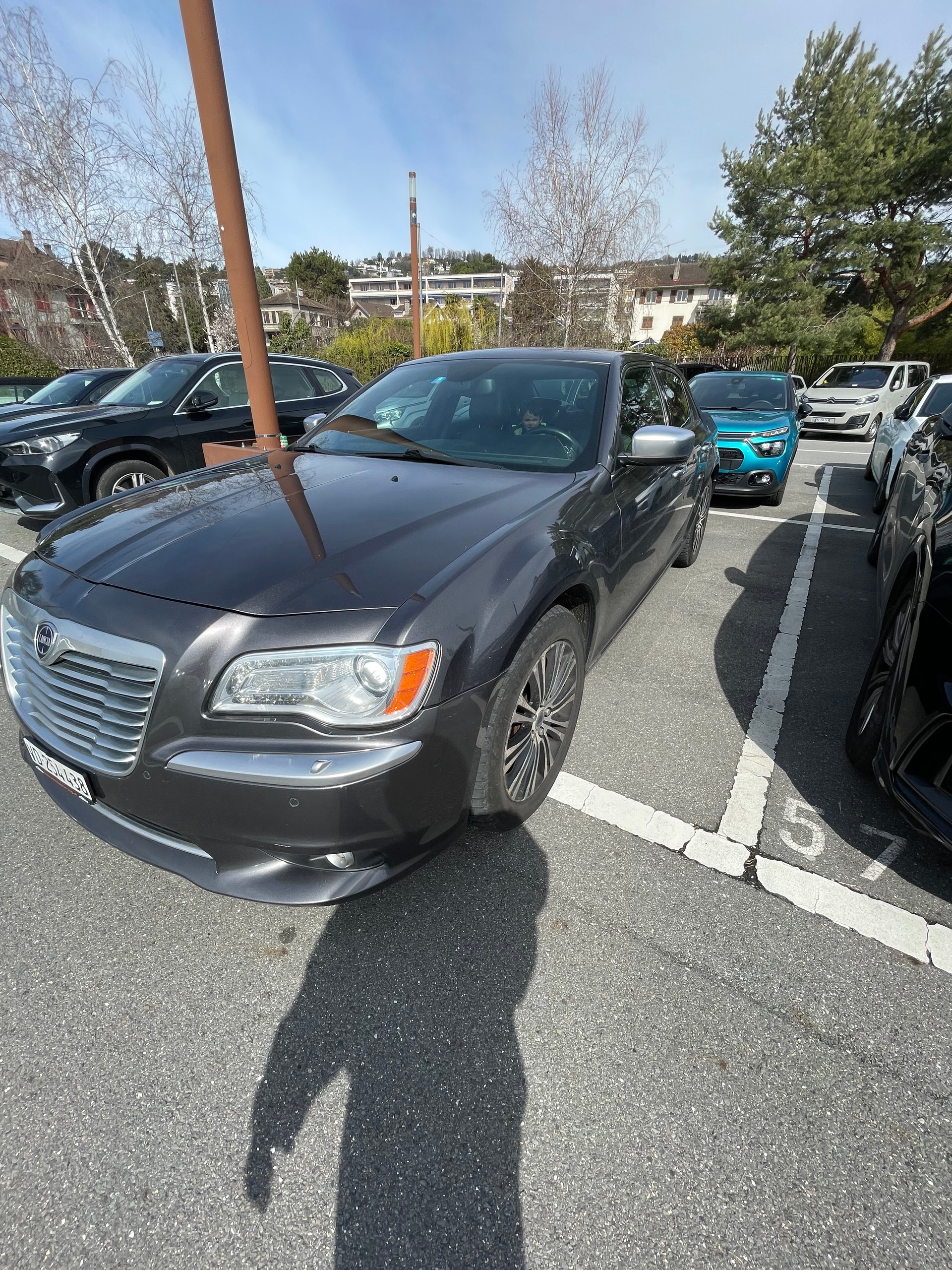 LANCIA THEMA-image-1