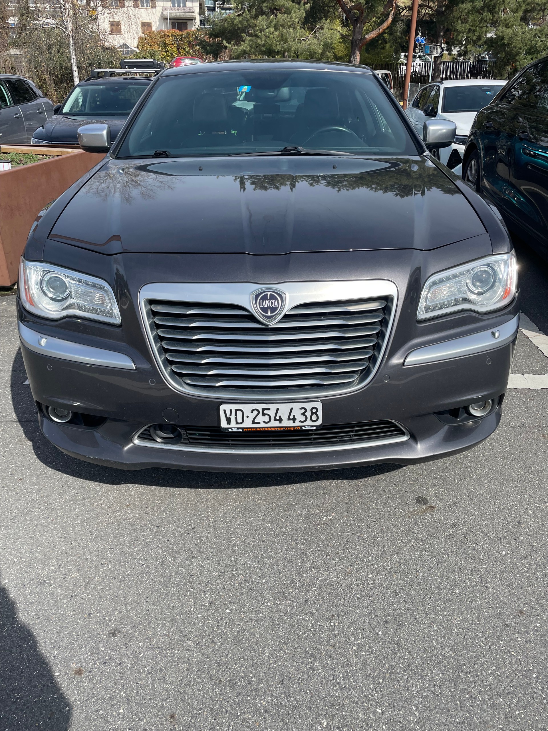 LANCIA THEMA-image-2