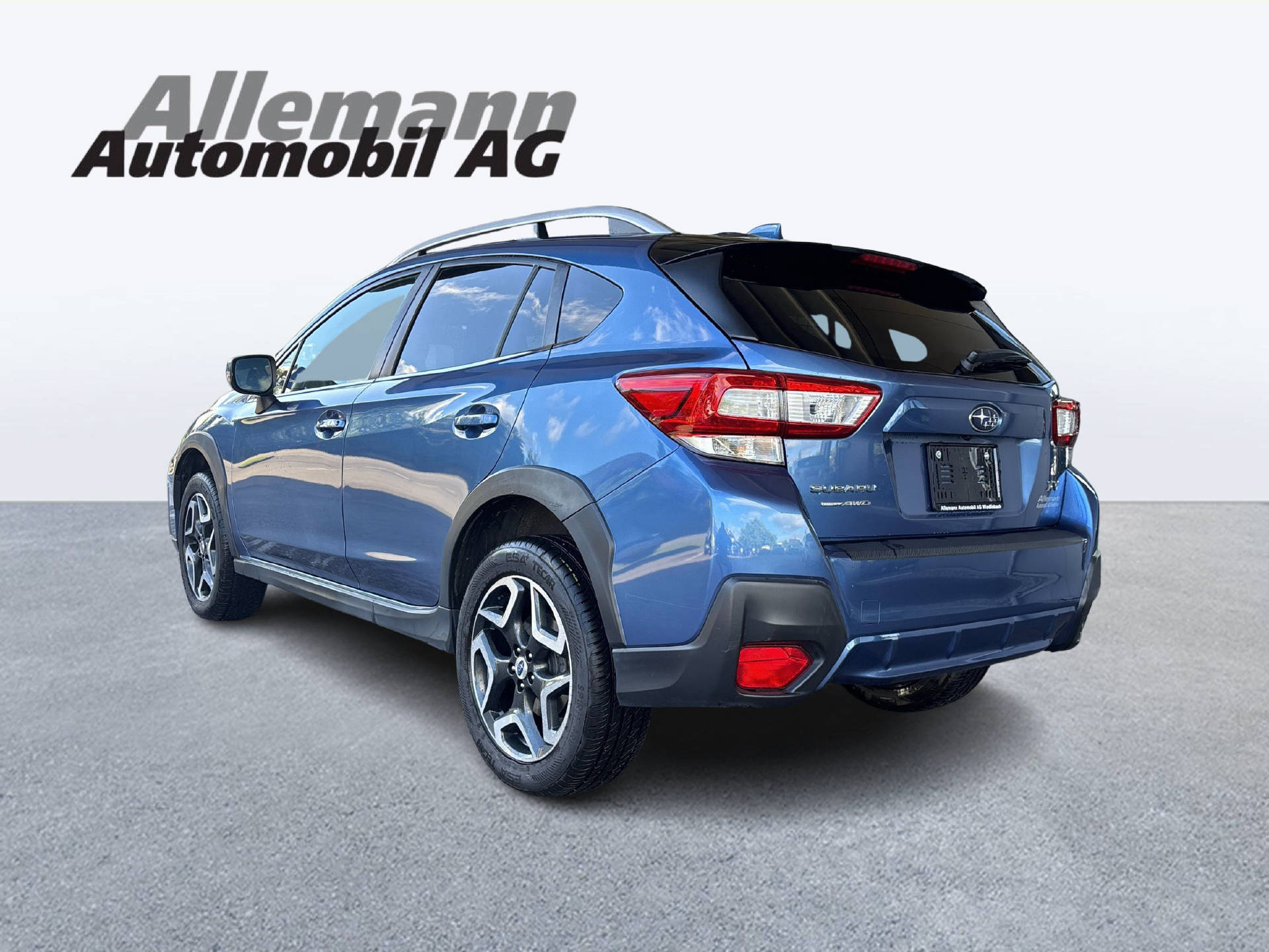 SUBARU XV 2.0i Luxury-image-3