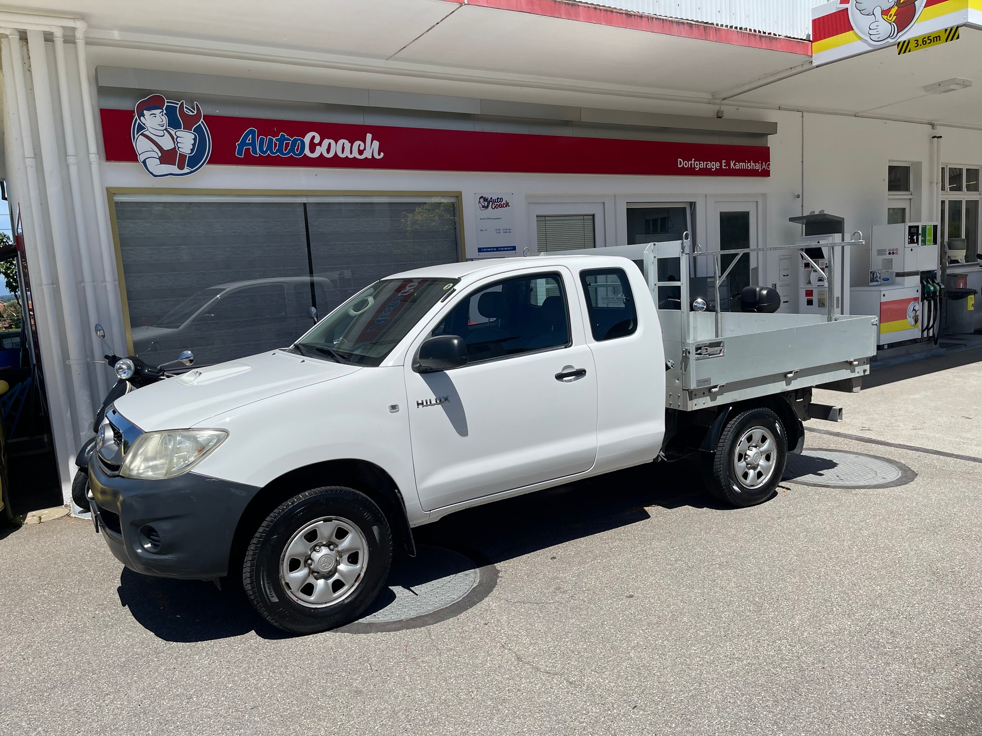 TOYOTA Hilux 4x4 ExtraCab LineaTerra-image-0