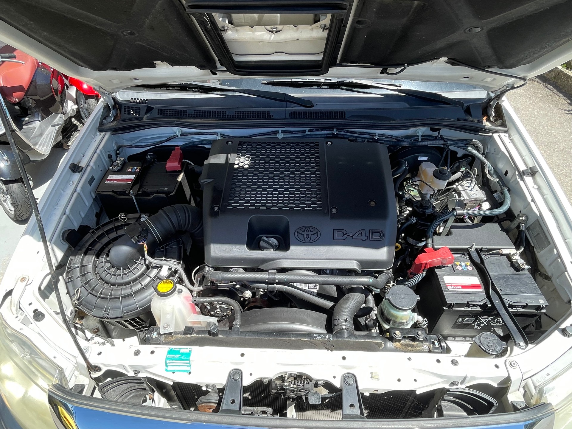 TOYOTA Hilux 4x4 ExtraCab LineaTerra-image-13