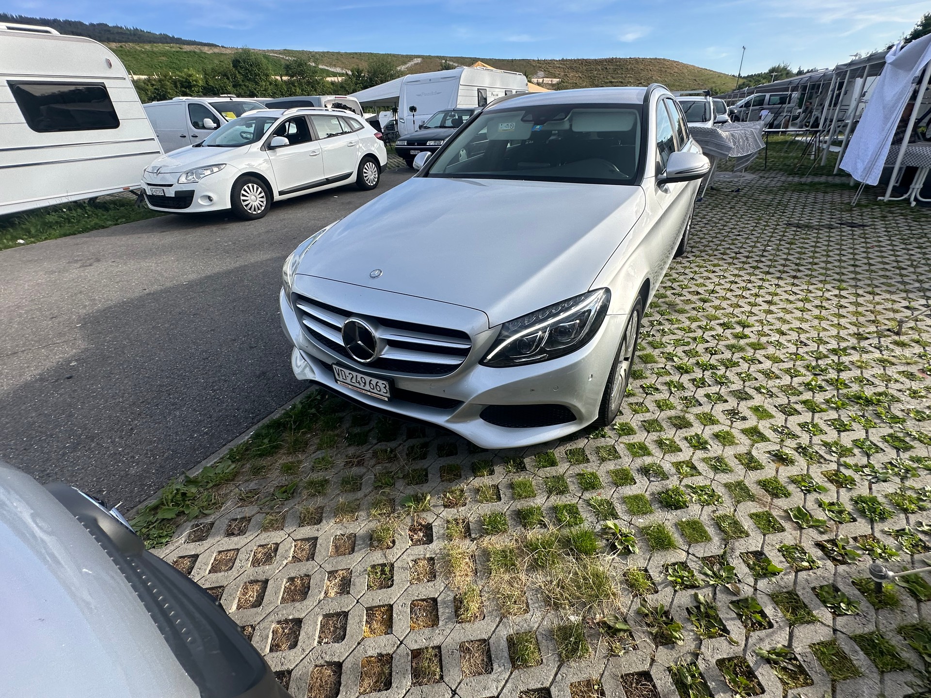 MERCEDES-BENZ C 220 d AMG Line Coupé 9G-Tronic-image-0