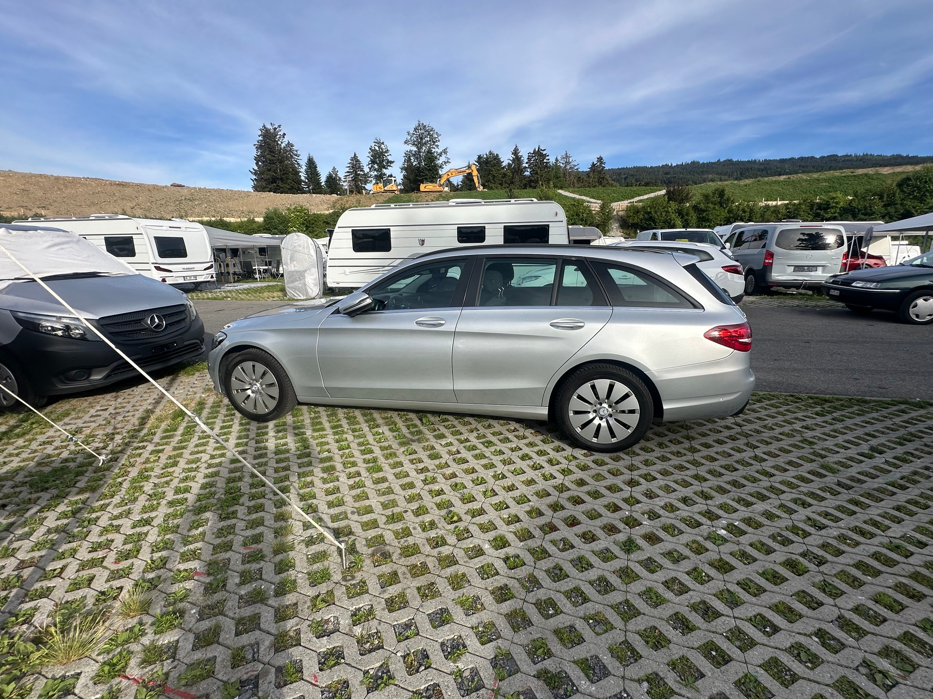 MERCEDES-BENZ C 220 d AMG Line Coupé 9G-Tronic-image-5