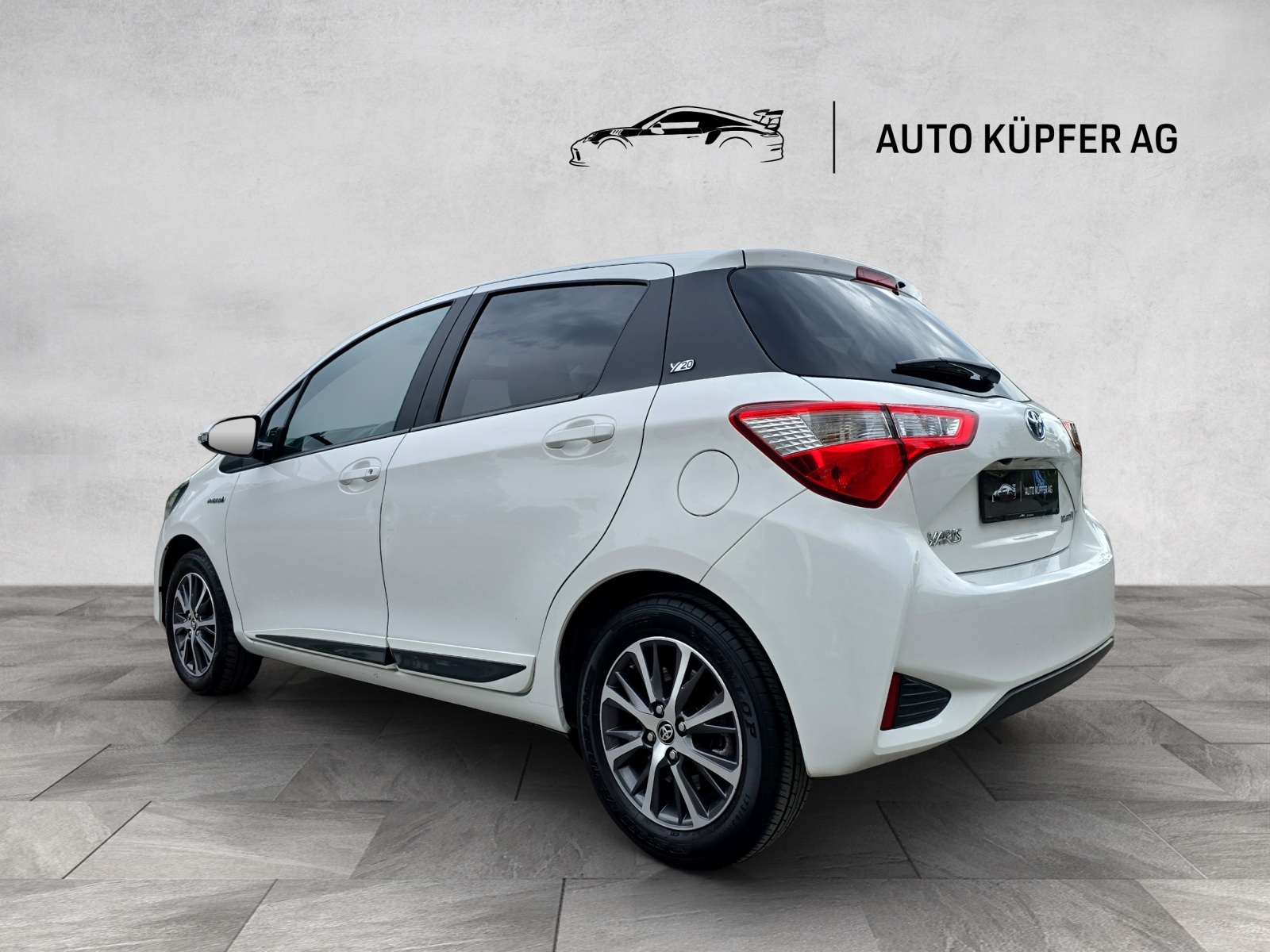 TOYOTA Toyota Yaris 1.5 Hybrid Y20 Club-image-2