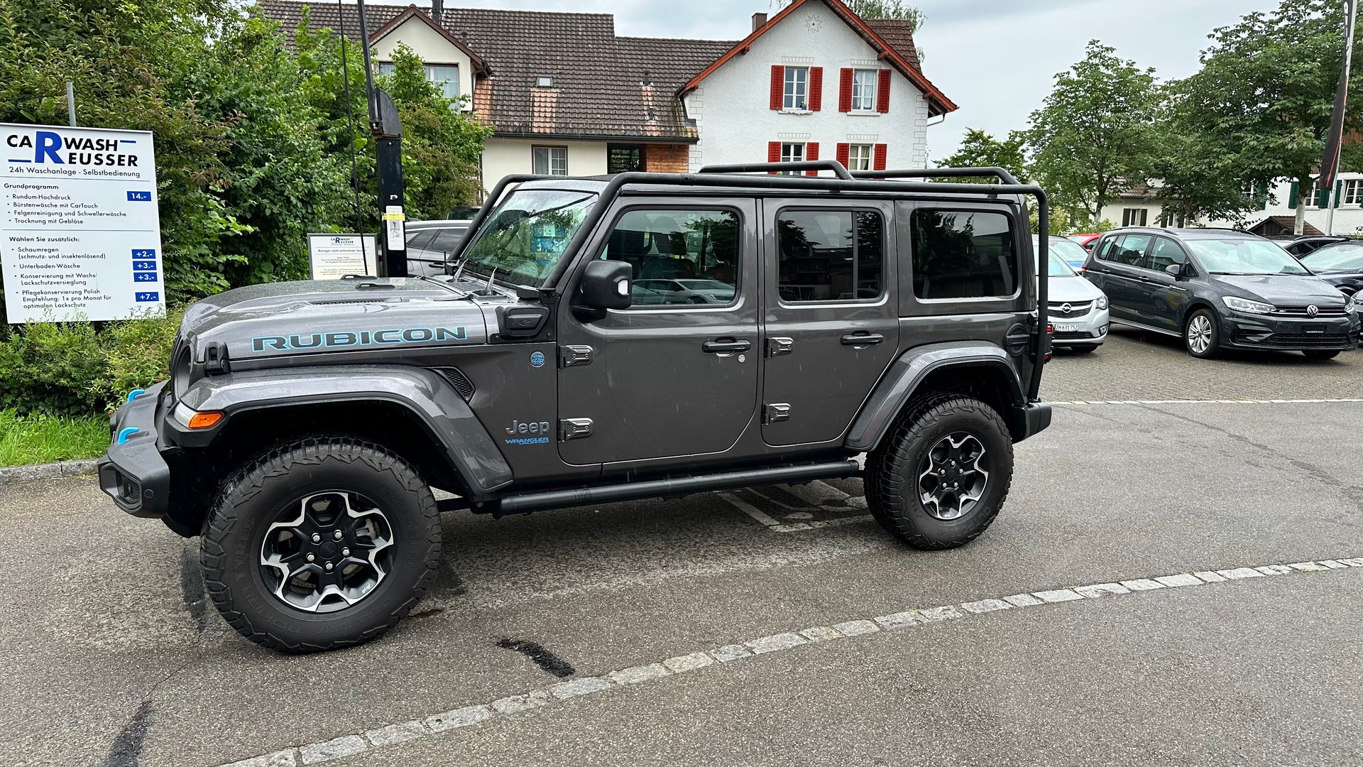 JEEP 2.0 Turbo Rubicon Unlimited 4xe-Sky One Touch-Dachträger-E-Trittbretter, US Stossstange vorne, Alle Service- HL-Batt. Neu!-image-2