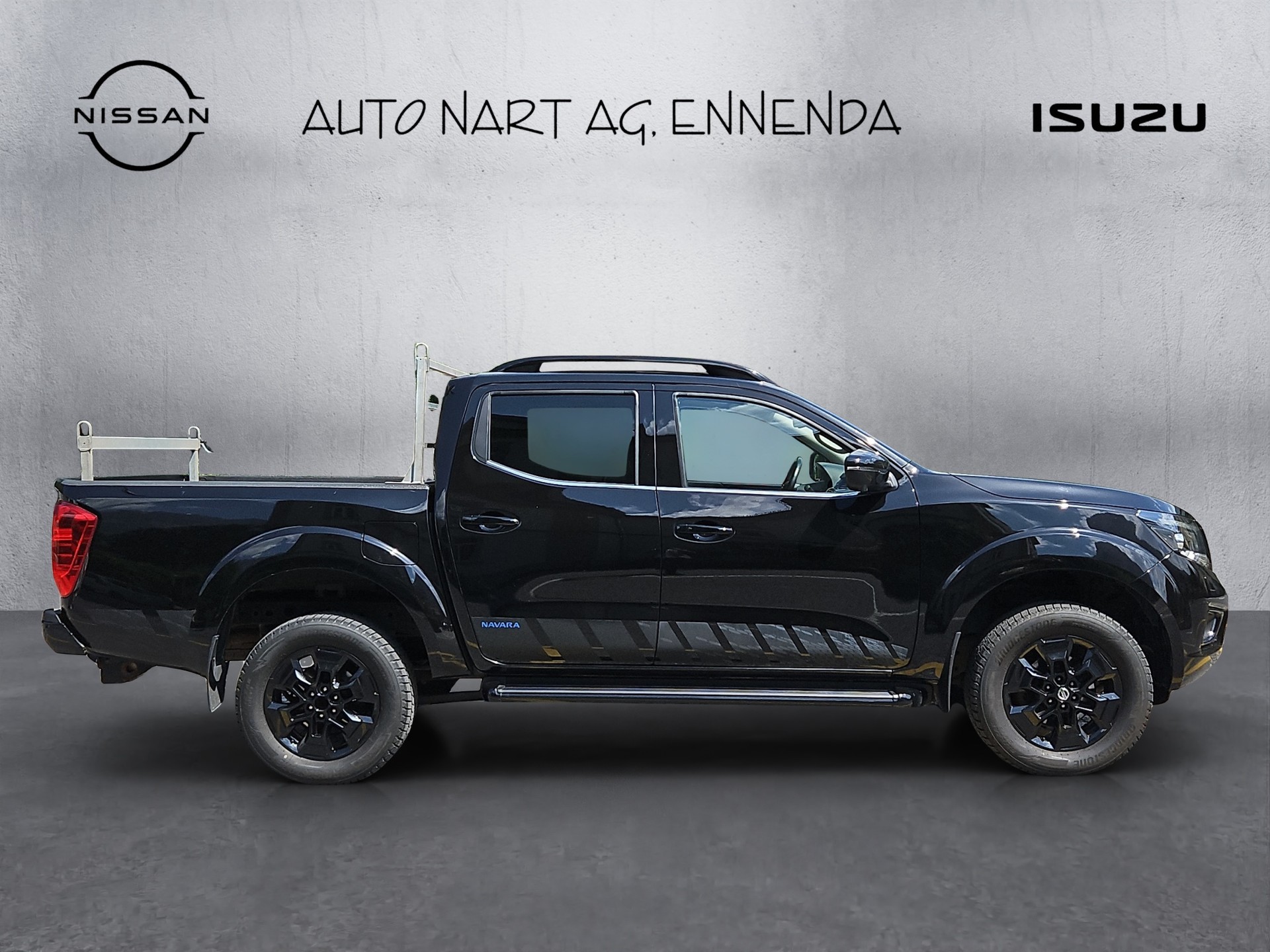 NISSAN Navara DC N-Guard 4WD-image-5