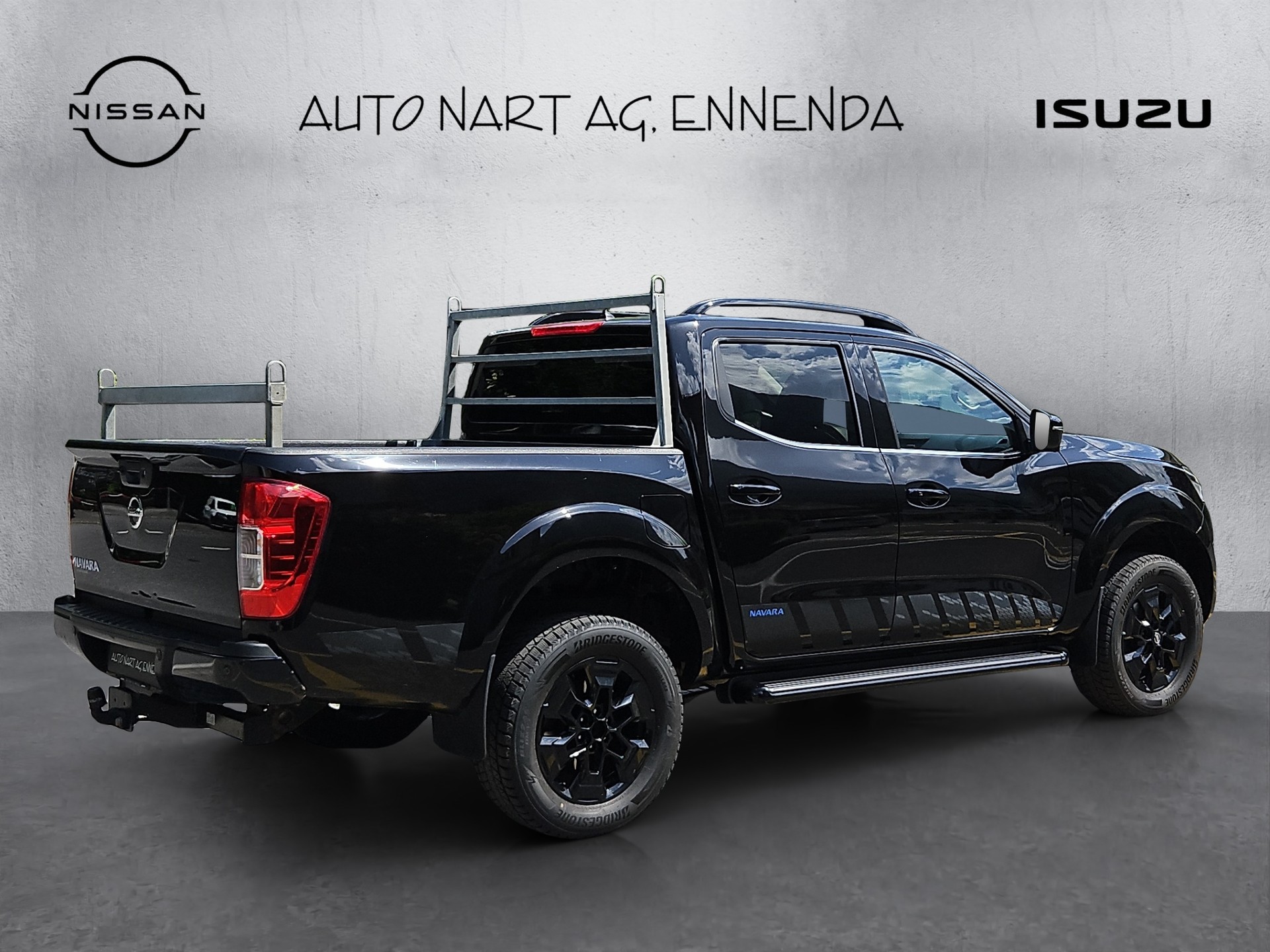 NISSAN Navara DC N-Guard 4WD-image-4