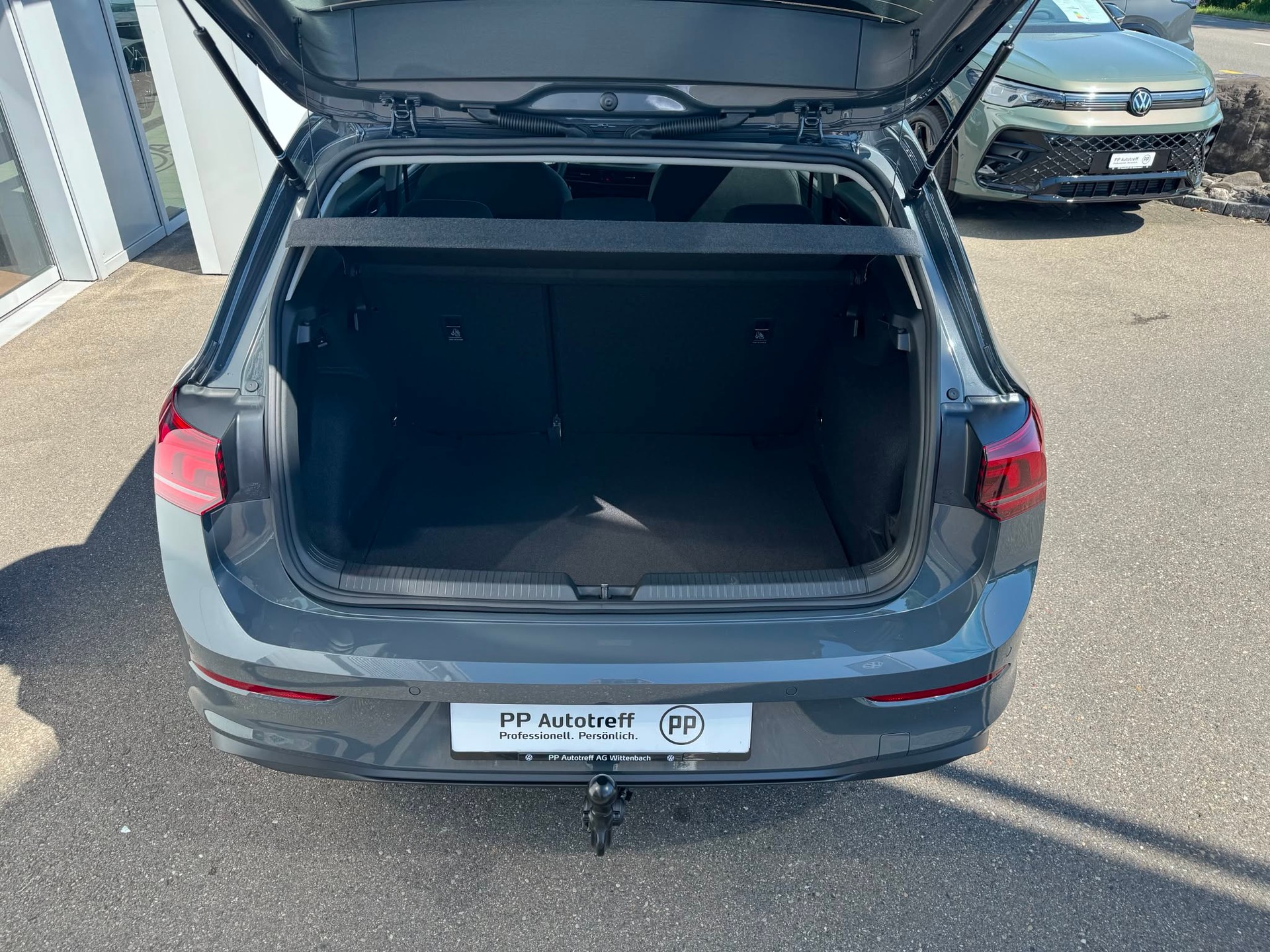 VW Golf 1.5 e TSI mHEV Value DSG-image-4