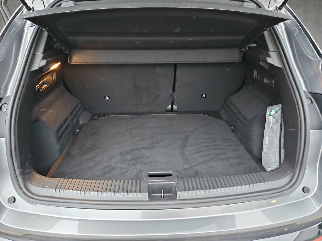 RENAULT Austral 1.2 E-Tech techno esprit Alpine 200PS-image-8