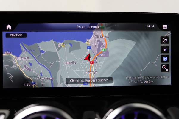 MERCEDES-BENZ EQA 350 4Matic-image-14