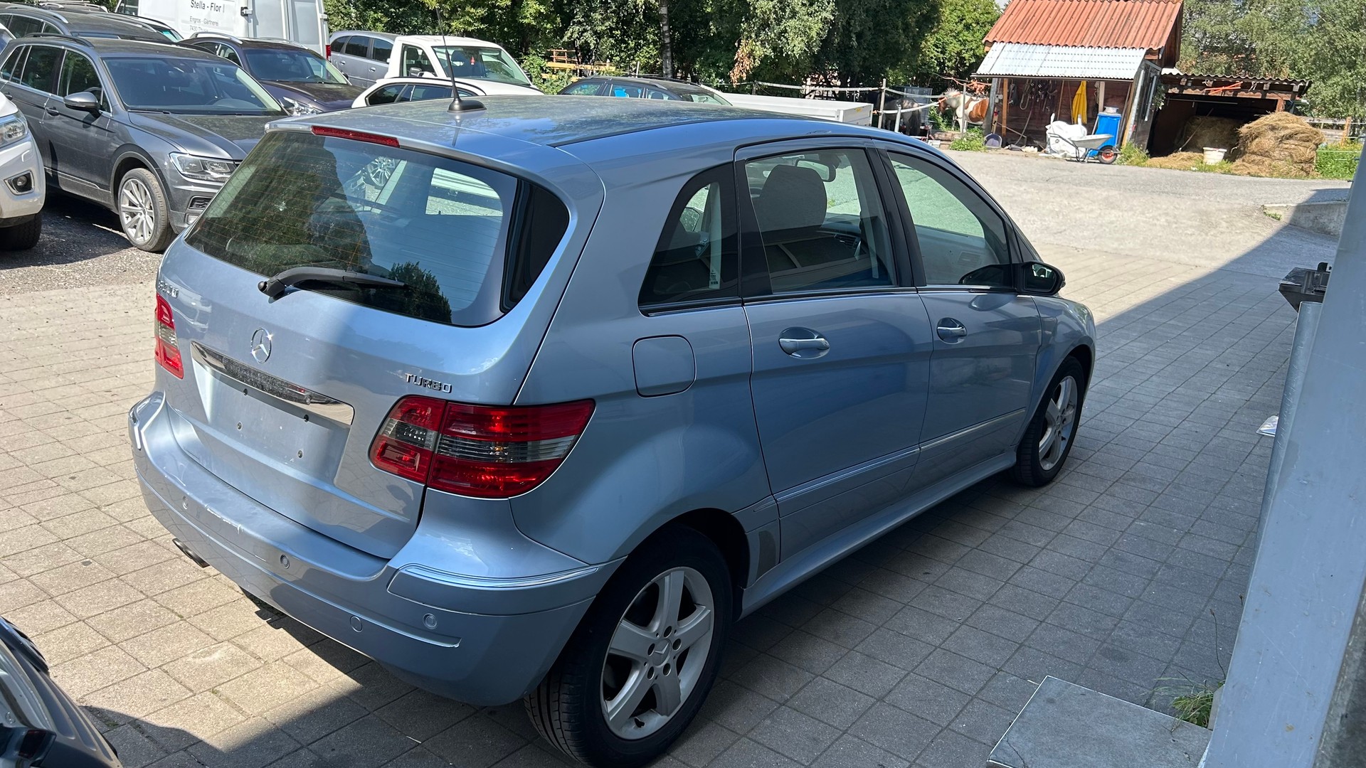 MERCEDES-BENZ B 200 T-image-2