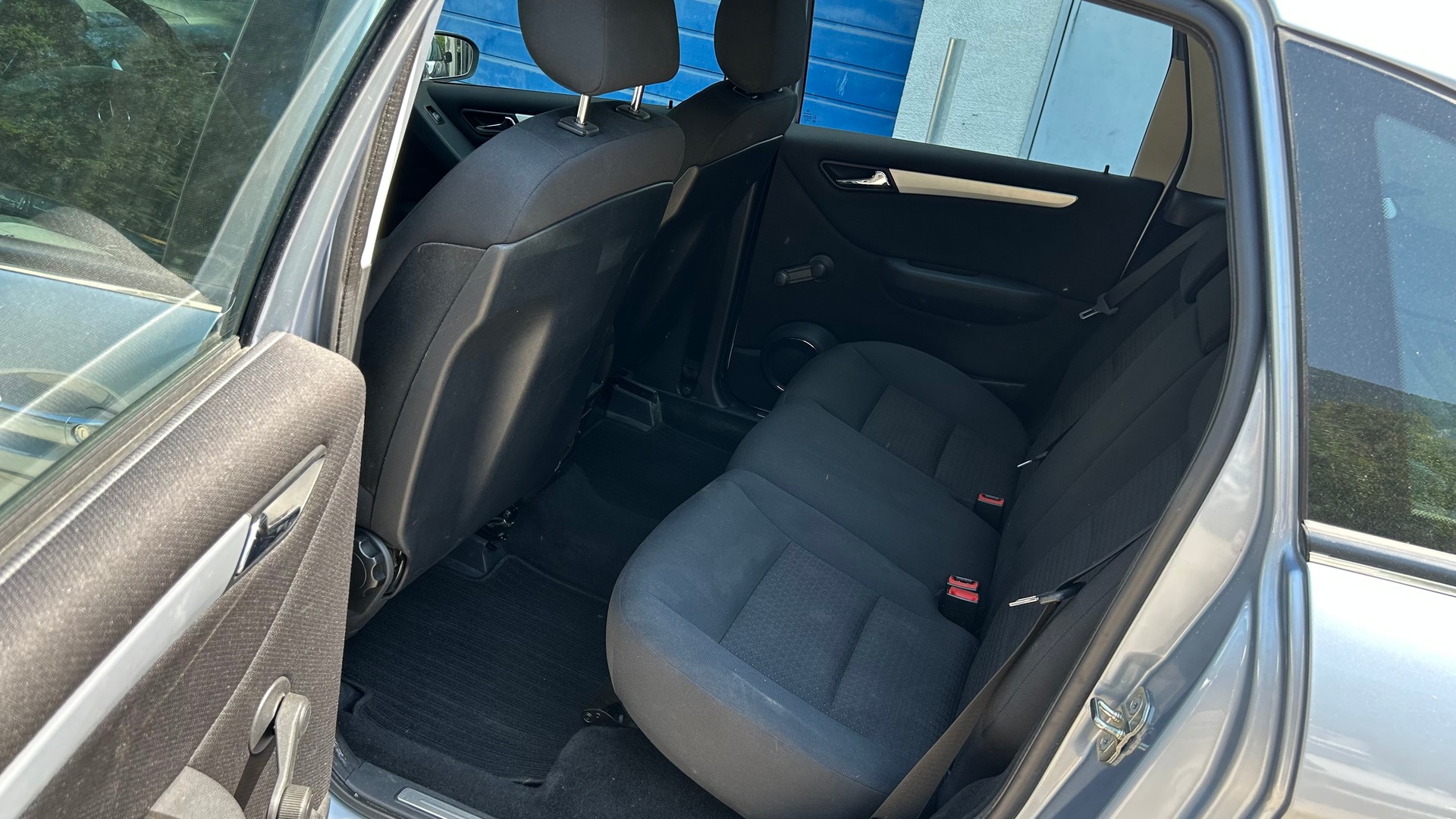 MERCEDES-BENZ B 200 T-image-6